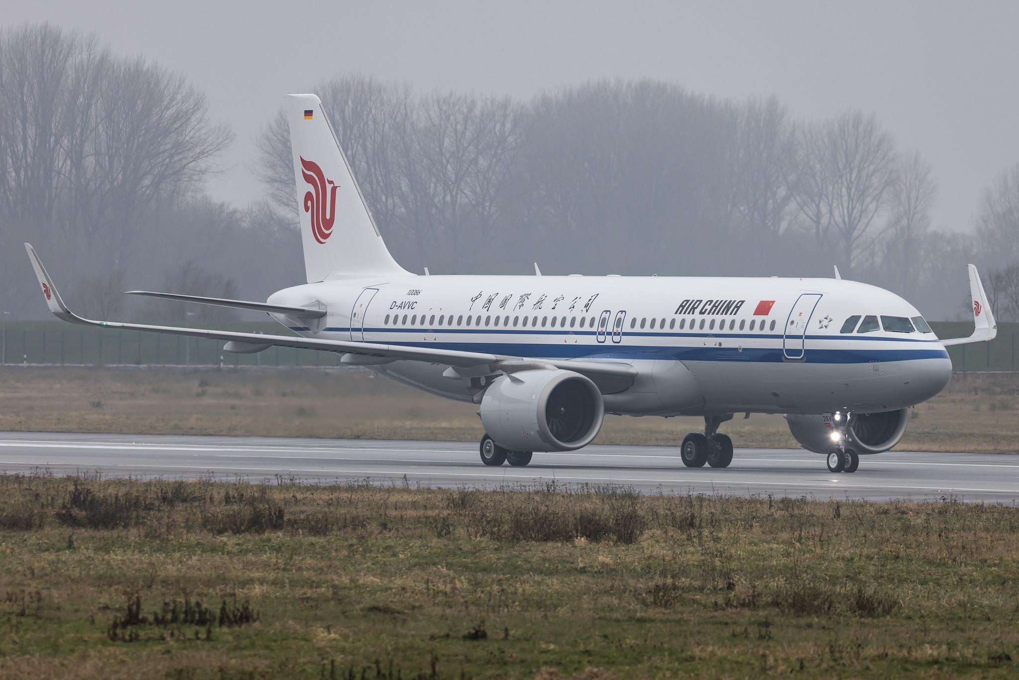 Hamburg Finkenwerder: Air China (CA / CCA) |  Airbus A320-251N A20N | D-AVVC (B-326V) | MSN 10086