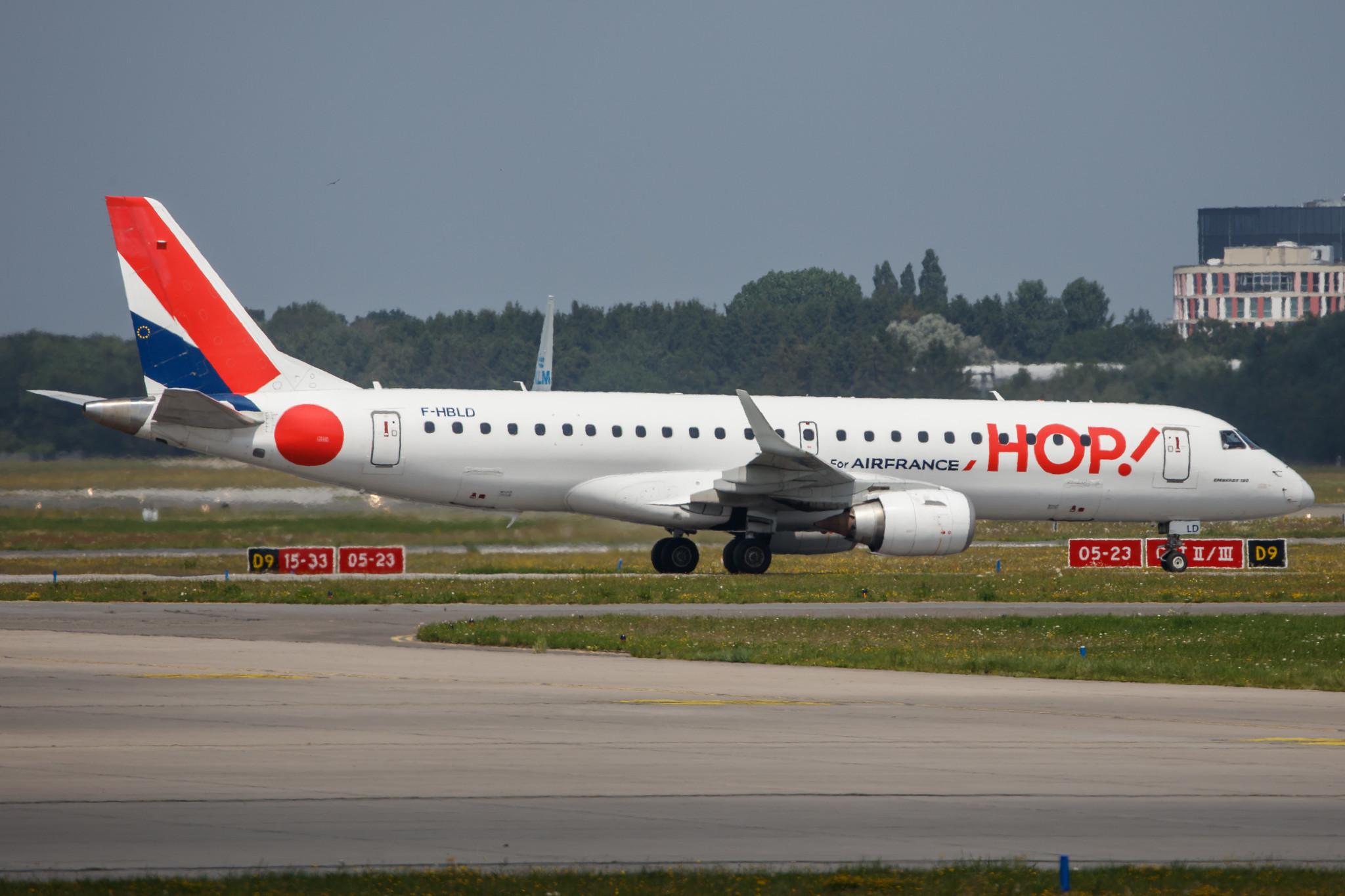 Hamburg Airport: Air France (AF / AFR) | Operator: Air France Hop |  Embraer E190LR E190 | F-HBLD | MSN 19000113
