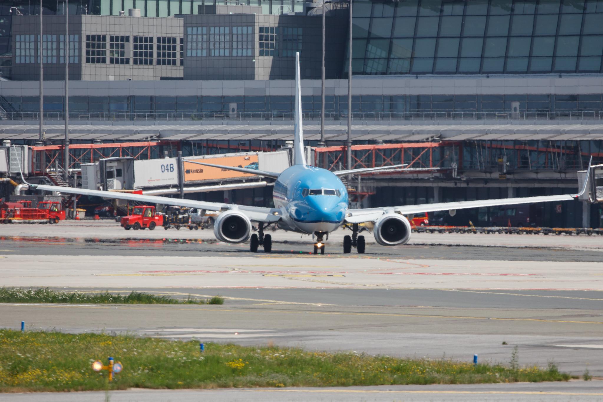 Hamburg Airport: KLM (KL / KLM) |  Boeing 737-7K2 B737 | PH-BGL | MSN 30369