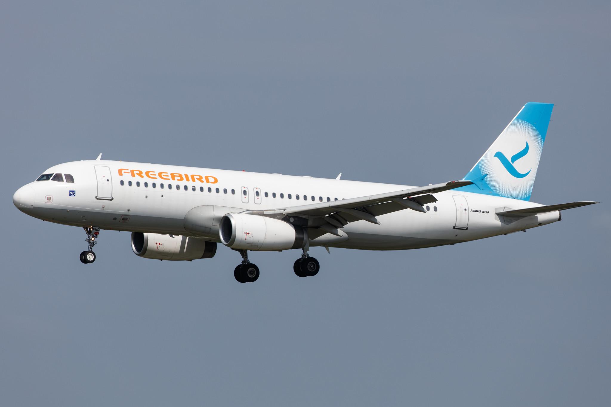 Hamburg Airport: Freebird Airlines (FH / FHY) |  Airbus A320-232 A320 | TC-FHG | MSN 2922
