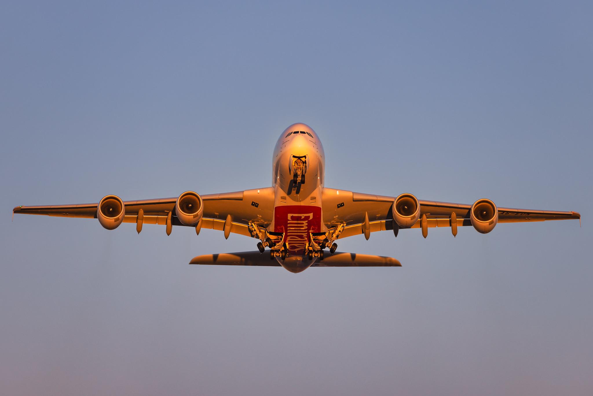 Hamburg Airport: Emirates (EK / UAE) |  Livery: Expo 2020 - Sustainability Livery |  Airbus A380-861 A388 | A6-EON | MSN 188