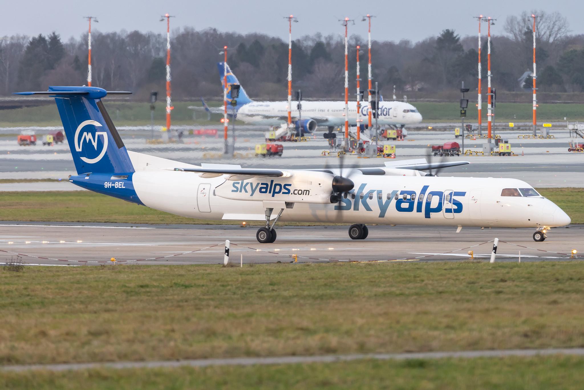 Hamburg Airport: Luxwing (BN / LWG) |  De Havilland Canada Dash 8-400 DH8D | 9H-BEL | MSN 4230