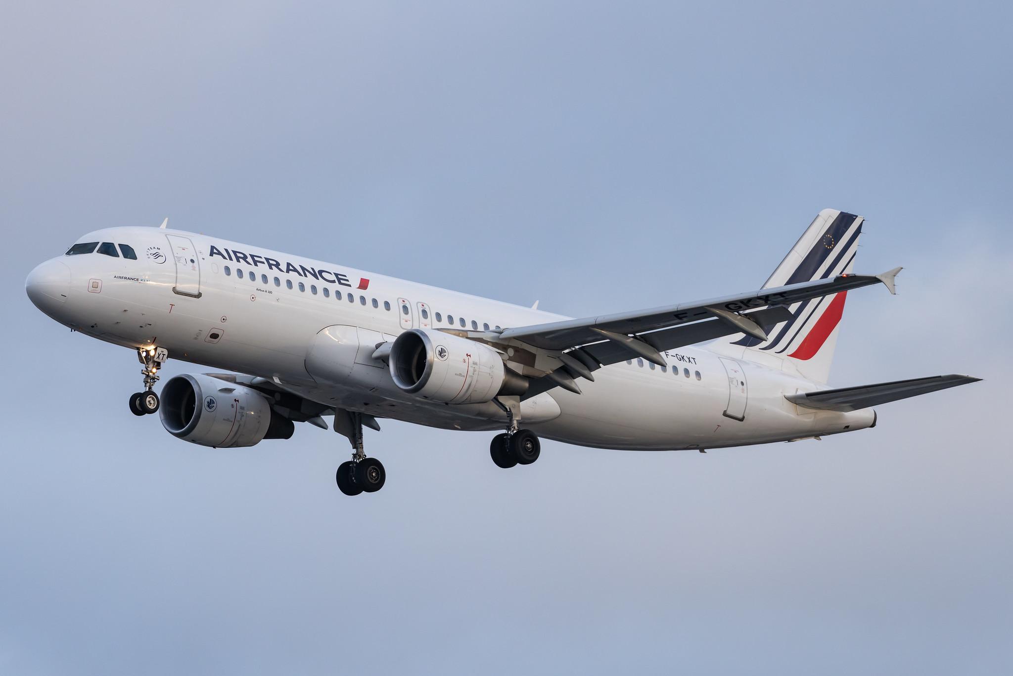 Hamburg Airport: Air France (AF / AFR) |  Airbus A320-214 A320 | F-GKXT | MSN 3859