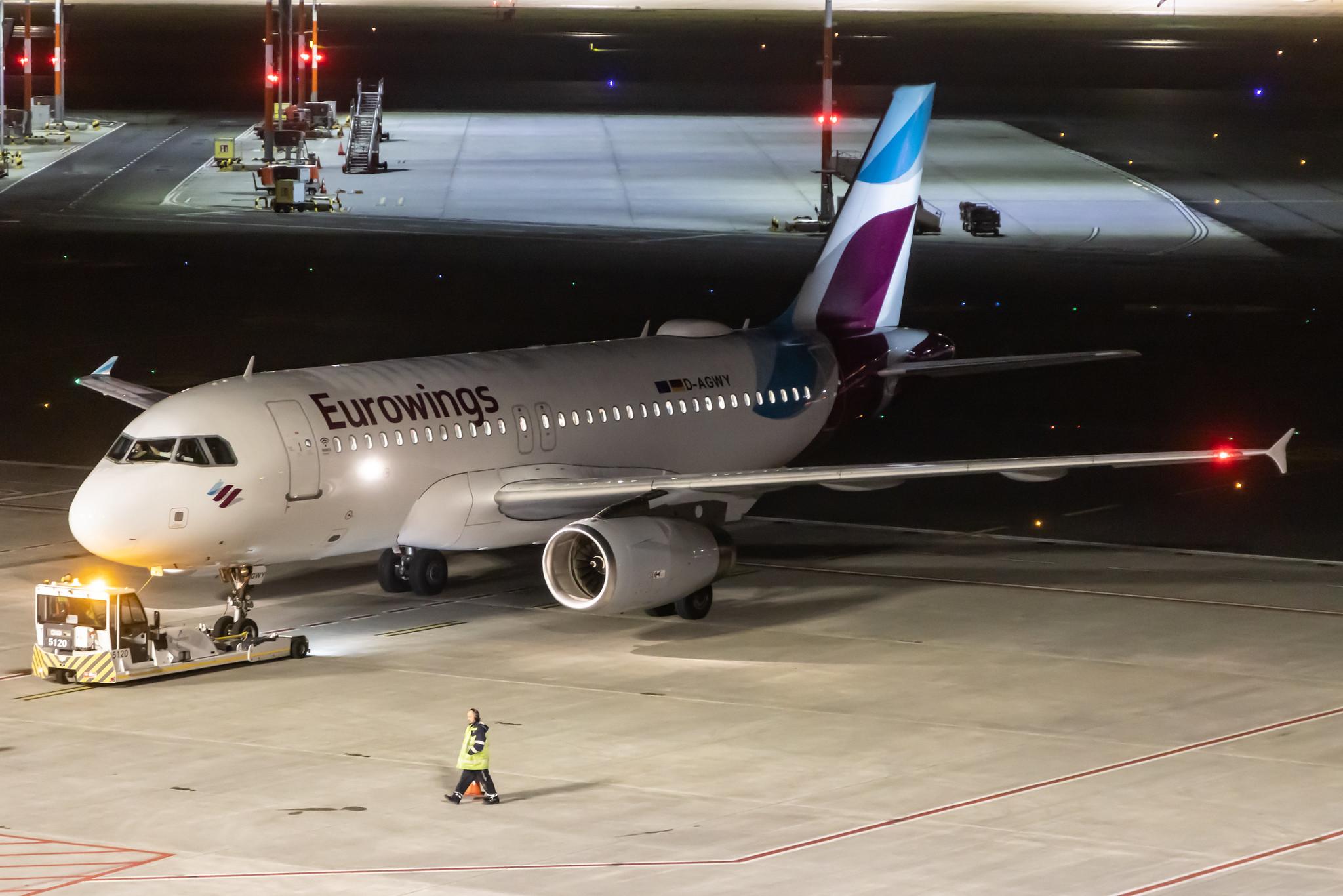 Hamburg Airport: Eurowings (EW / EWG) |  Airbus A319-132 A319 | D-AGWY | MSN 5941