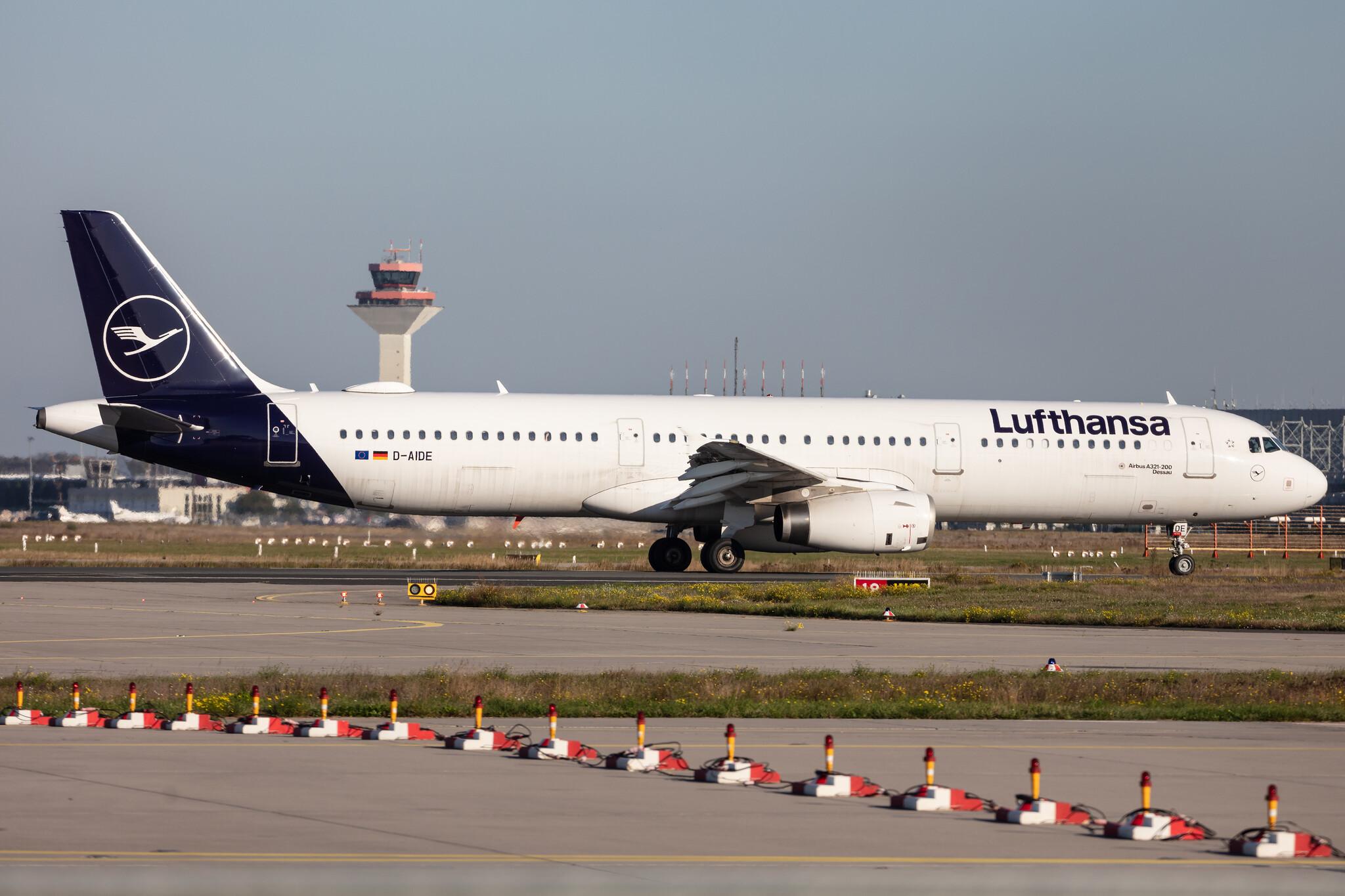 Frankfurt Airport: Lufthansa (LH / DLH) |  Airbus A321-231 A321 | D-AIDE | MSN 4607