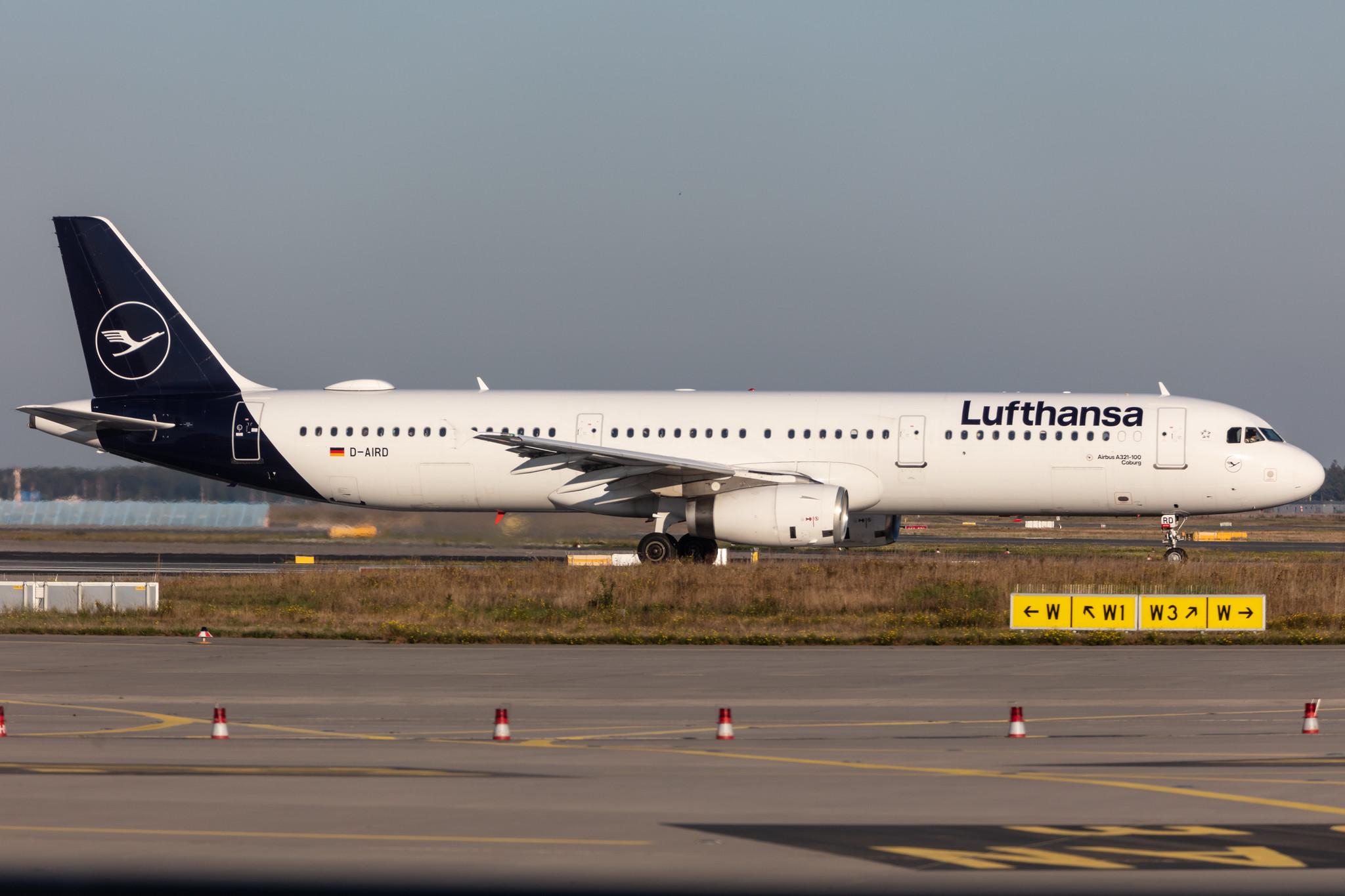 Frankfurt Airport: Lufthansa (LH / DLH) |  Airbus A321-131 A321 | D-AIRD | MSN 0474