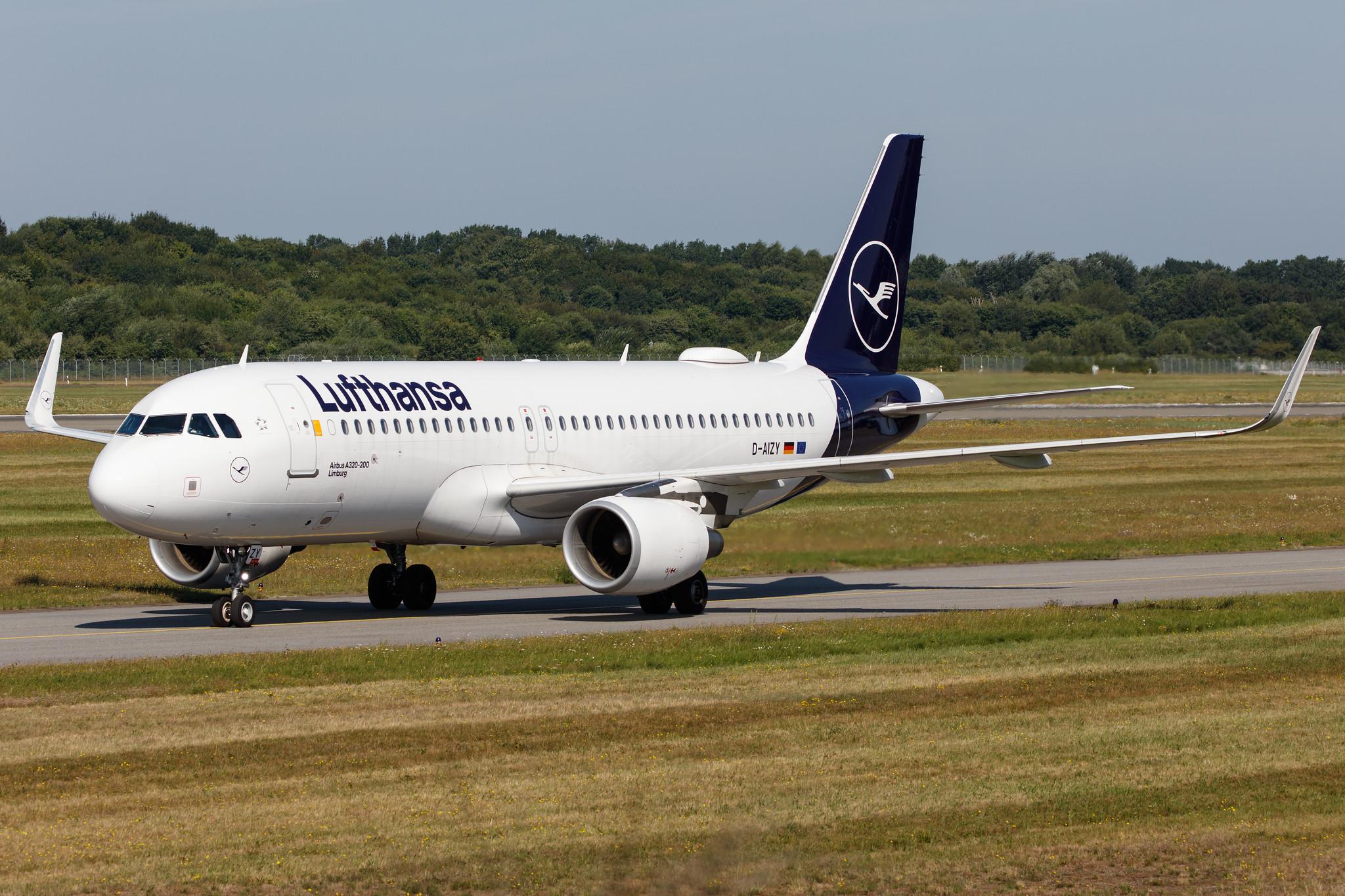 Hamburg Airport: Lufthansa (LH / DLH) |  Airbus A320-214 A320 | D-AIZY | MSN 5769