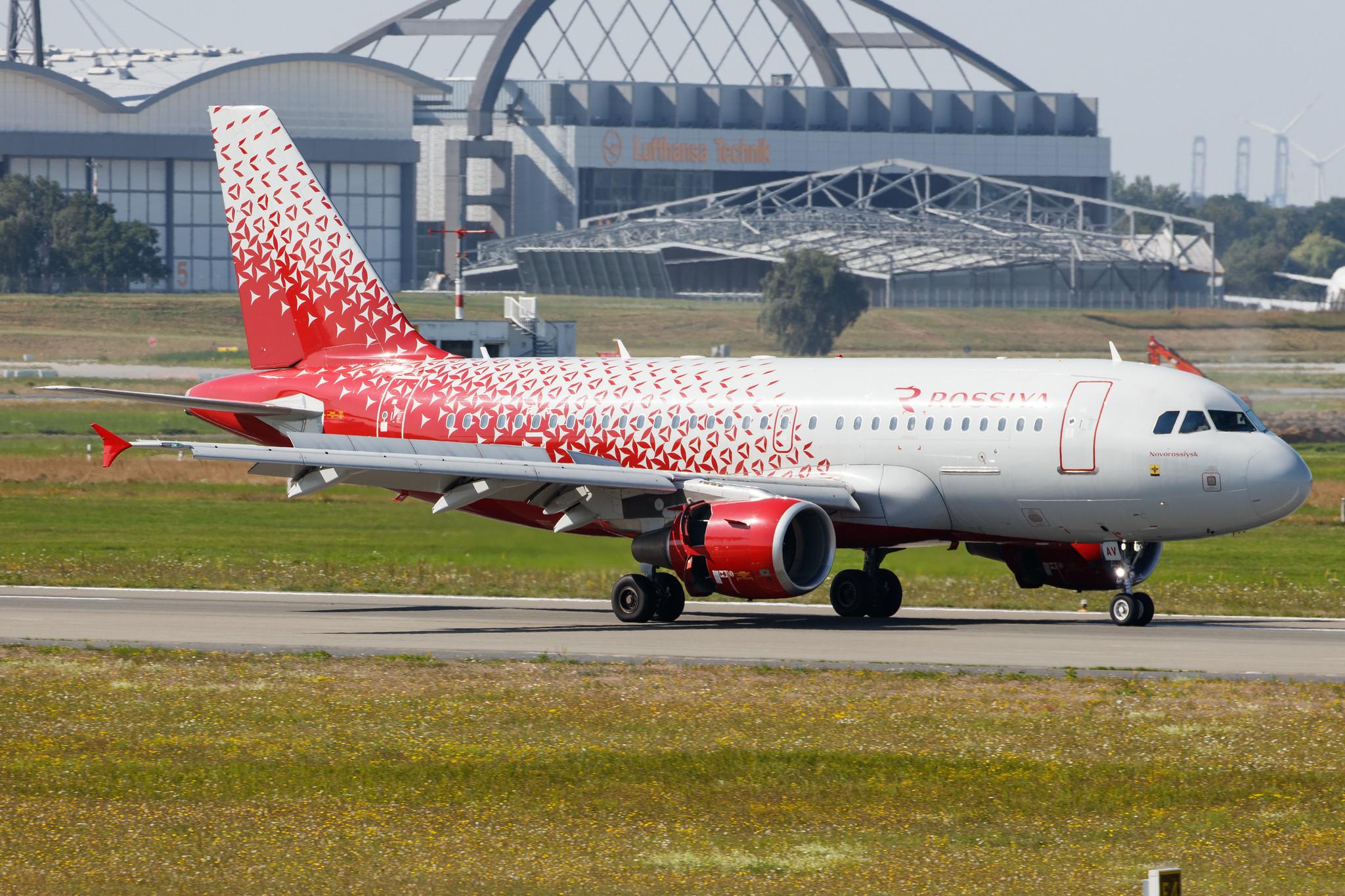 Hamburg Airport: Rossiya (FV / SDM) |  Airbus A319-111 A319 | VQ-BAV | MSN 01743