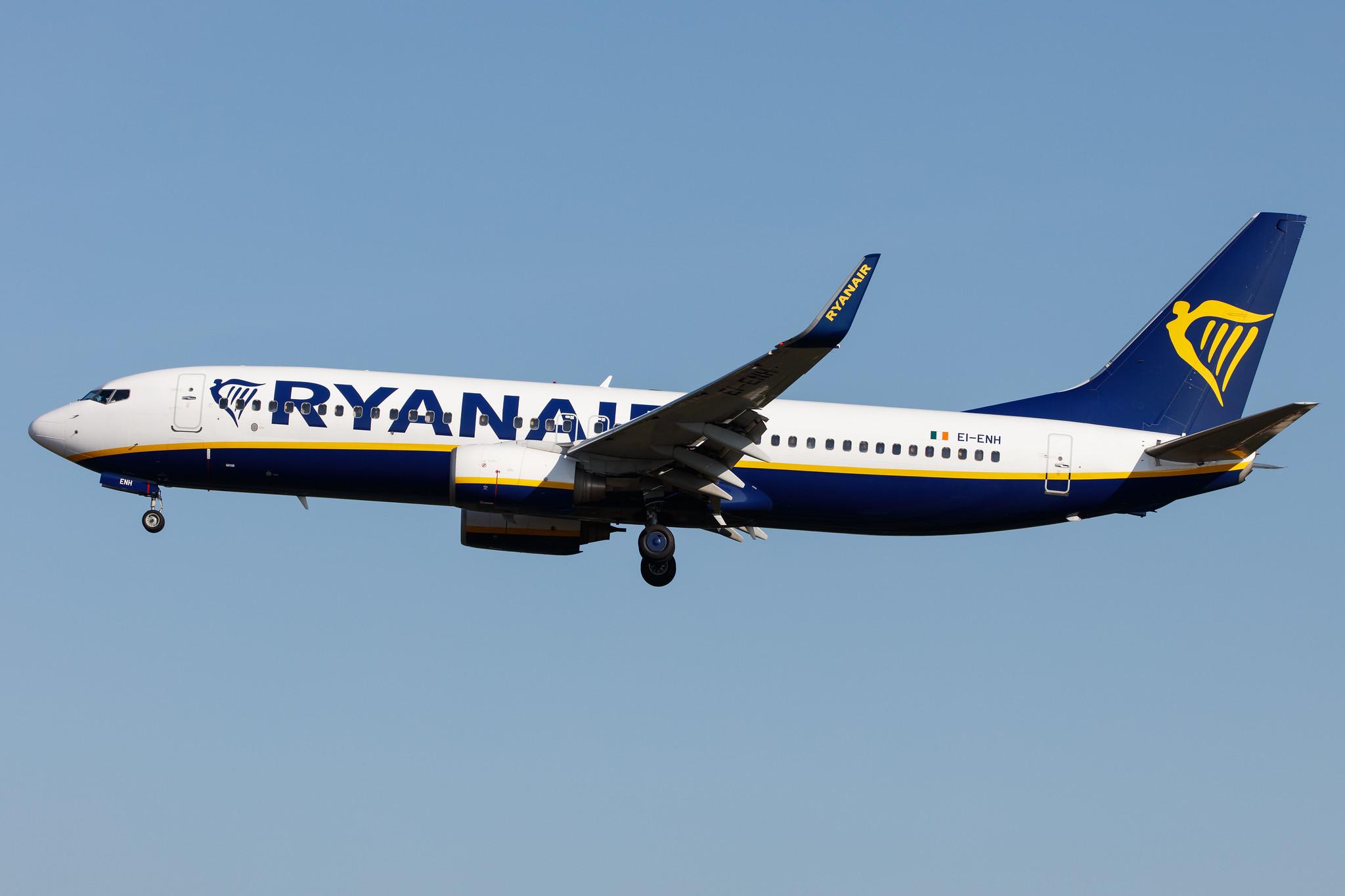 Hamburg Airport: Ryanair (FR / RYR) |  Boeing 737-8AS B738 | EI-ENH | MSN 35033