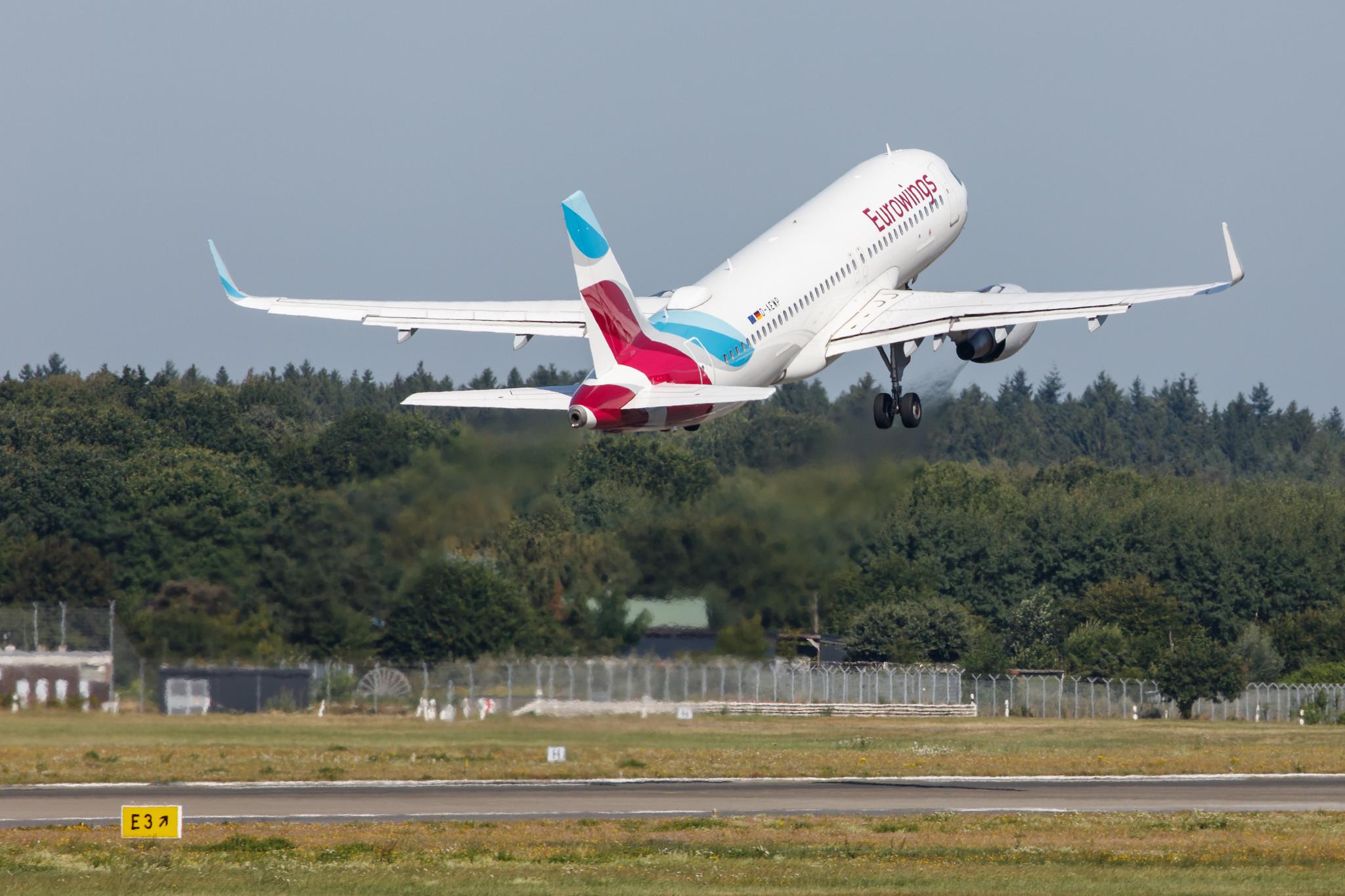 Hamburg Airport: Eurowings (EW / EWG) |  Airbus A320-214 A320 | D-AEWP | MSN 7377