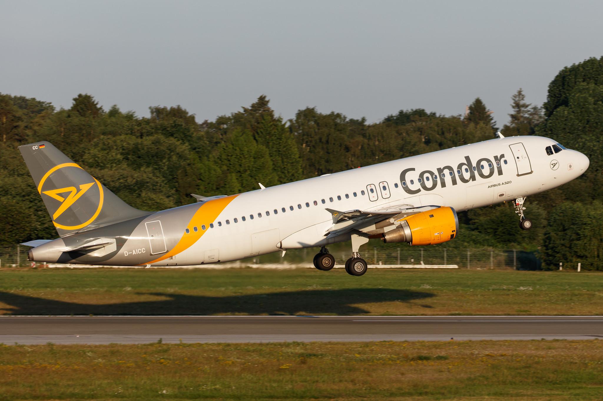 Hamburg Airport: Condor (DE / CFG) |  Airbus A320-212 A320 | D-AICC | MSN 0809