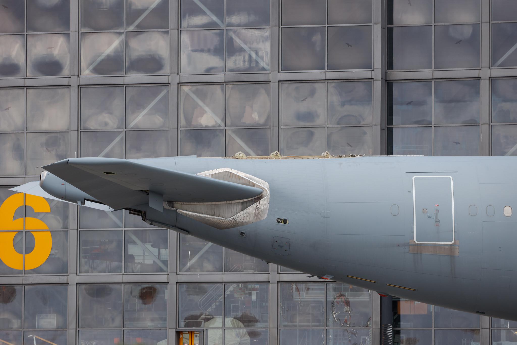 Hamburg Airport: German Air Force (/ GAF) | Airbus A310-304 MRTT A310 | 10+27 | MSN 523