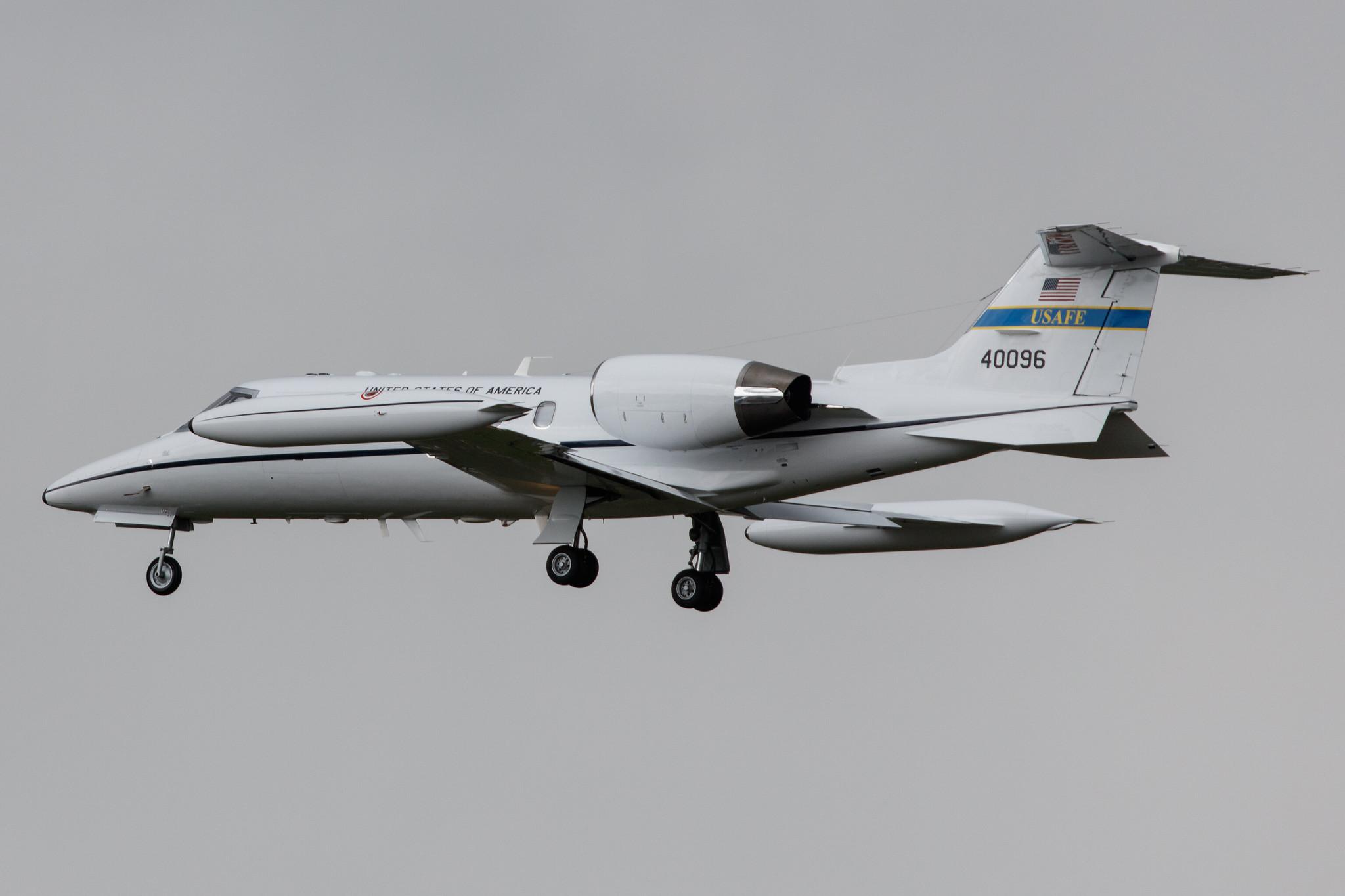 Hamburg Airport: United States - US Air Force (USAF) | Gates Learjet C-21A (35A) LJ35 | 84-0096 | MSN 35A-542