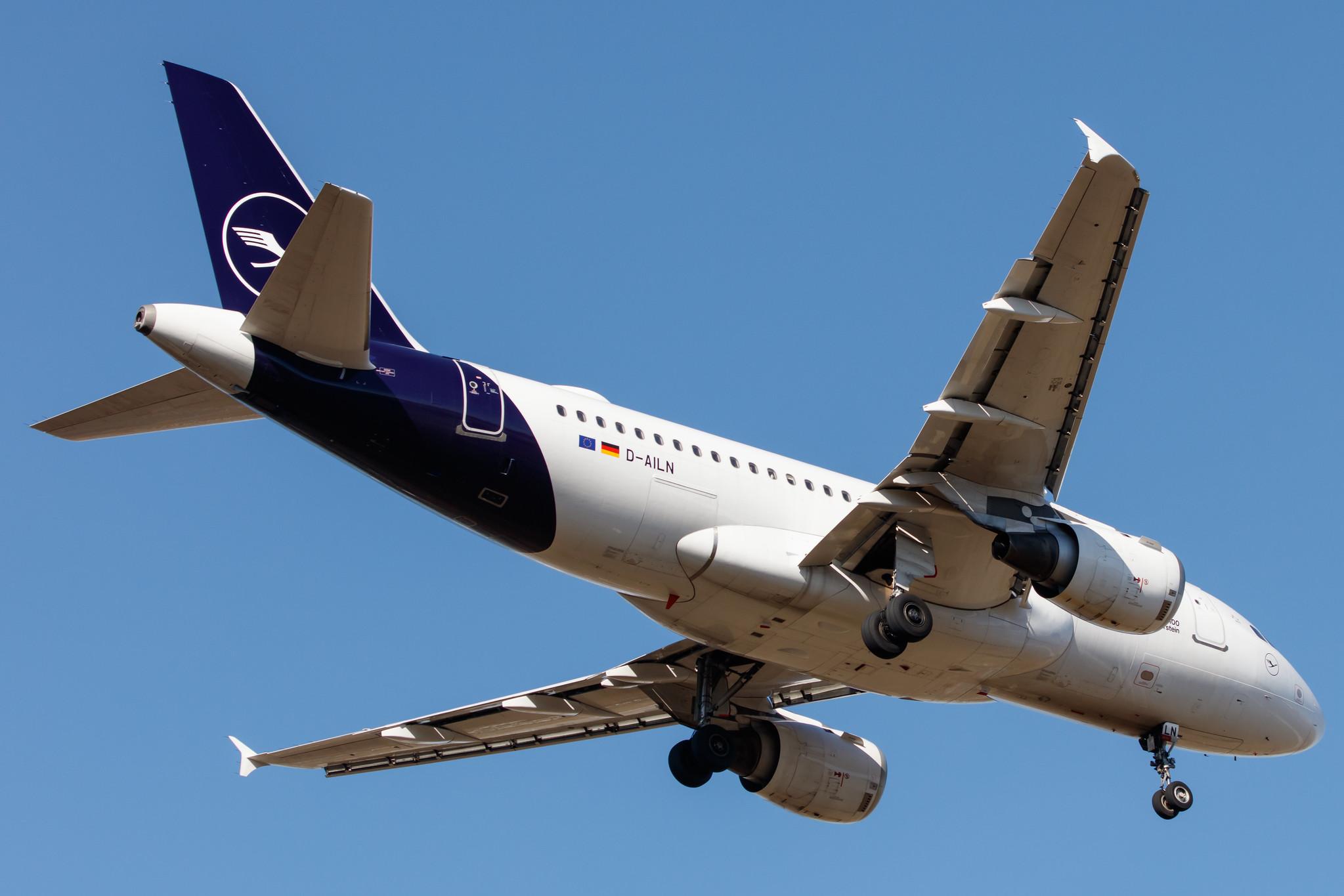 Frankfurt Airport: Lufthansa (LH / DLH) |  Airbus A319-114 A319 | D-AILN | MSN 0700