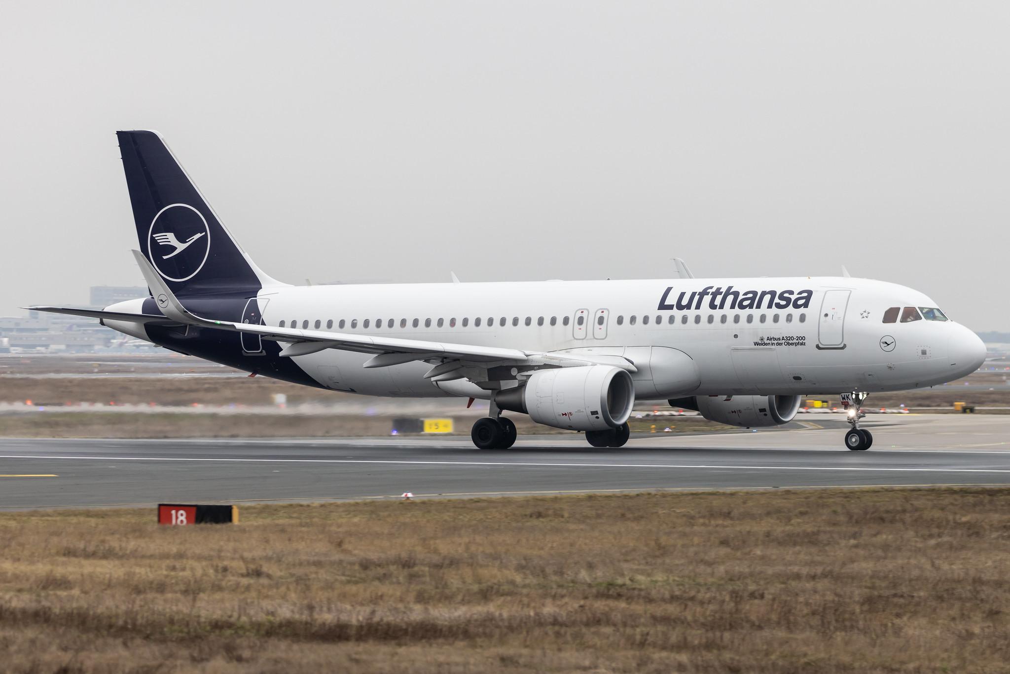 Frankfurt Airport: Lufthansa (LH / DLH) |  Airbus A320-214 A320 | D-AIWK | MSN 9058