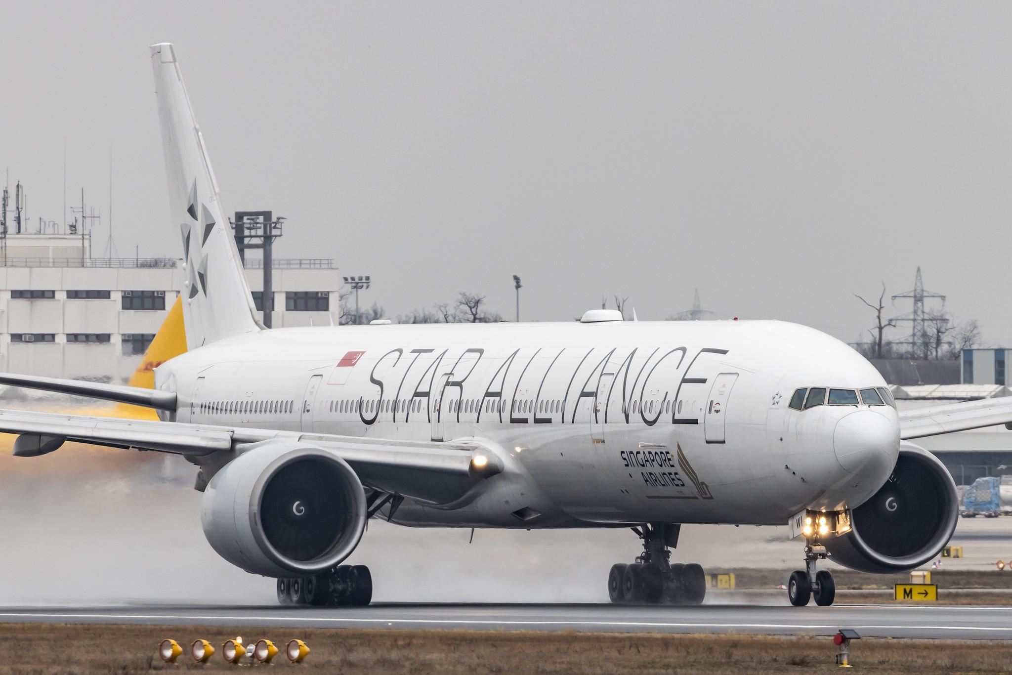 Frankfurt Airport: Singapore Airlines (SQ / SIA) |  Livery: Star Alliance livery |  Boeing 777-312(ER) B77W | 9V-SWI | MSN 34574