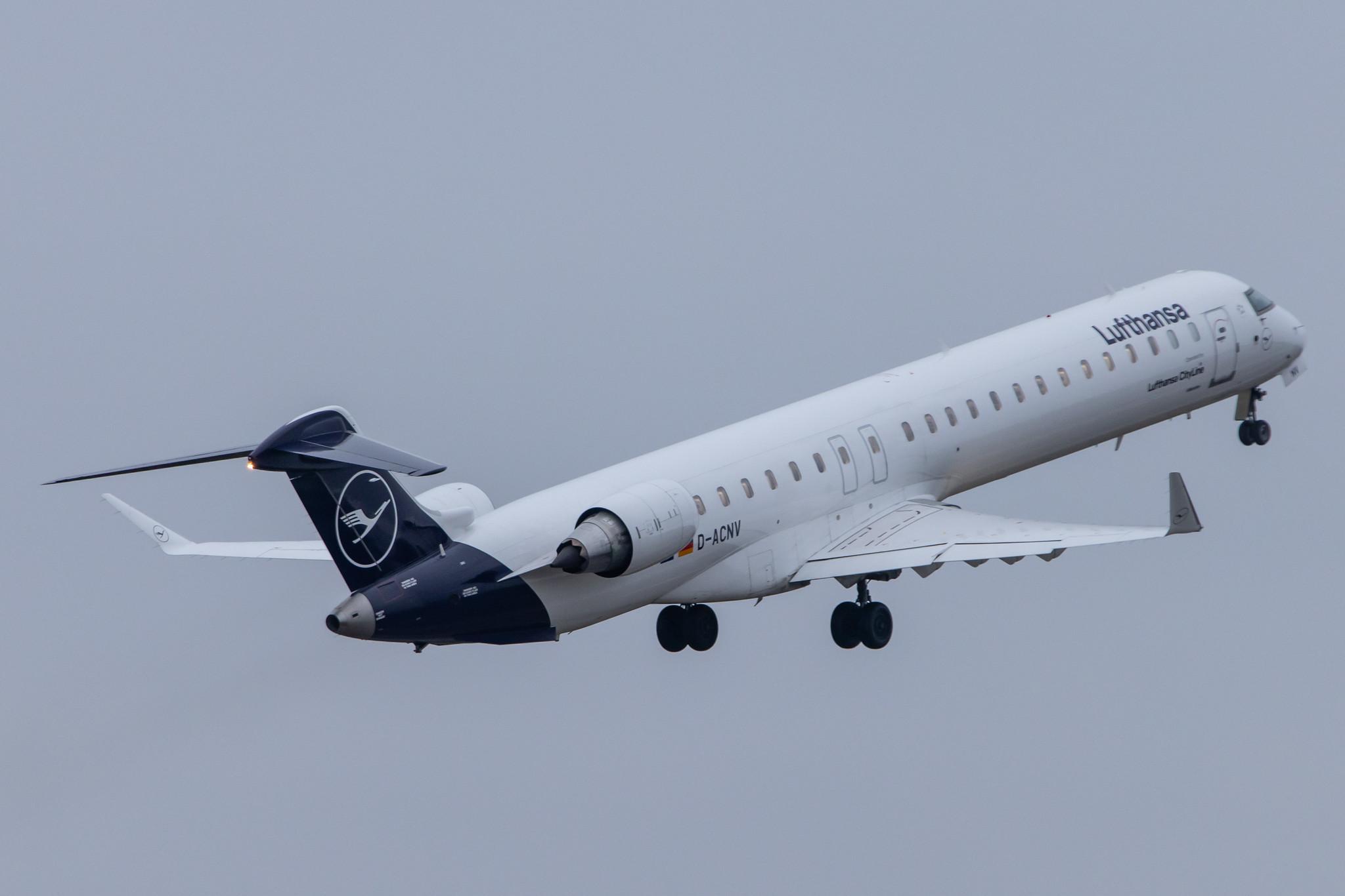 Frankfurt Airport: Lufthansa (LH / DLH) | Operator: Lufthansa CityLine |  Mitsubishi CRJ-900LR CRJ9 | D-ACNV | MSN 15268