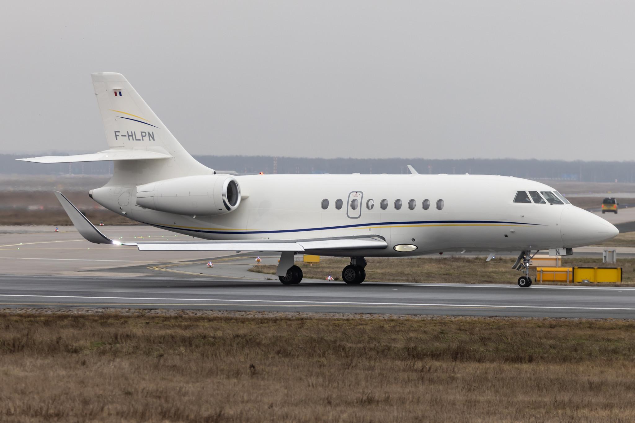 Frankfurt Airport: Michelin Air Services |  Dassault Falcon 2000LX F2TH | F-HLPN | MSN 296