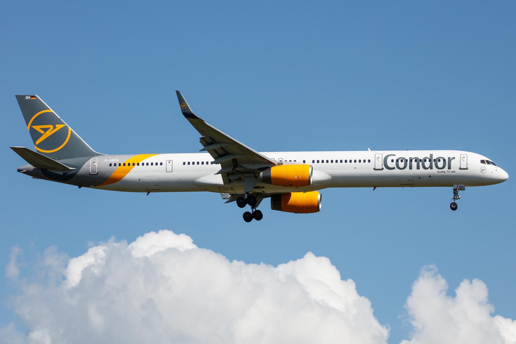 Frankfurt Airport: Condor (DE / CFG) |  Boeing 757-330 B753 | D-ABOH | MSN 30030