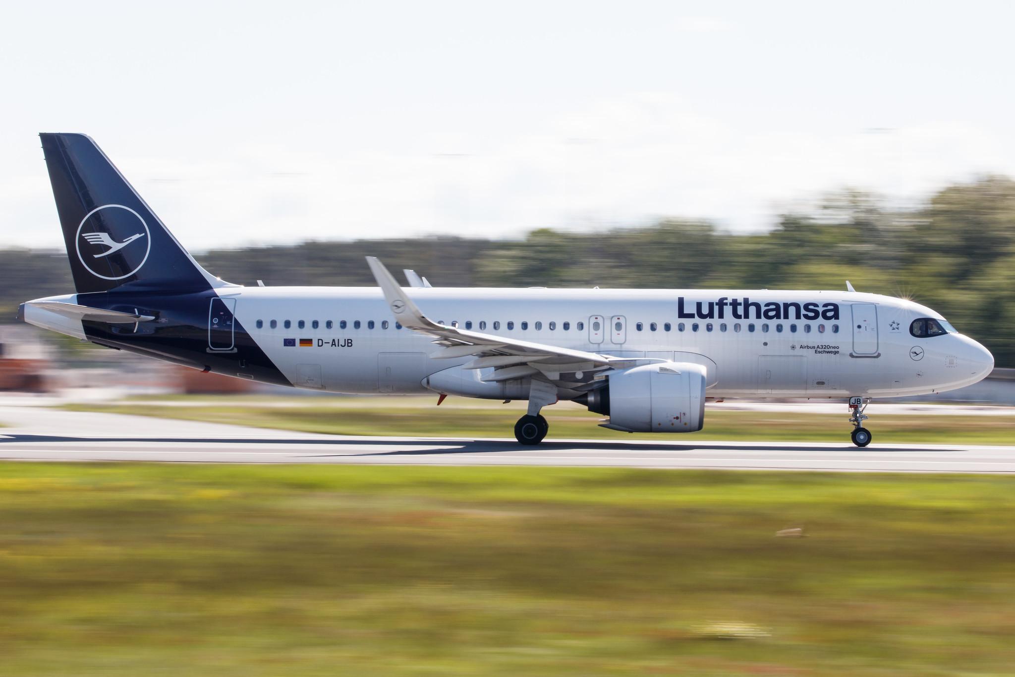 Frankfurt Airport: Lufthansa (LH / DLH) |  Airbus A320-271N A20N | D-AIJB | MSN 09493