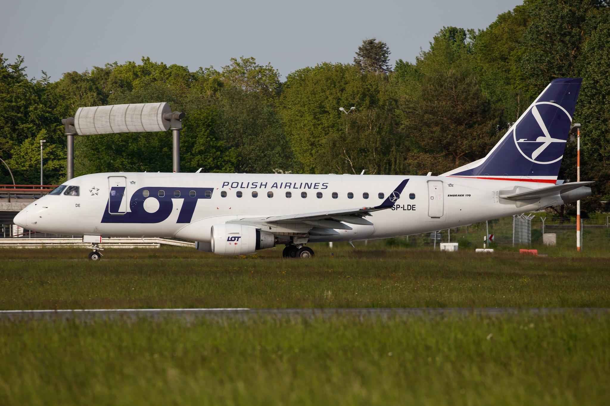 Hamburg Airport: LOT (LO / LOT) |  Embraer E170STD E170 | SP-LDE | MSN 17000029