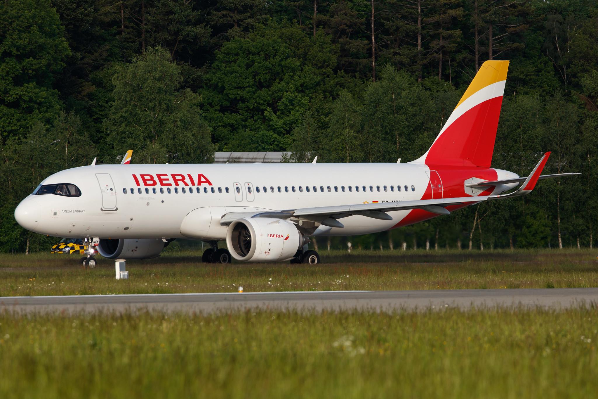 Hamburg Airport: Iberia (IB / IBE) |  Airbus A320-251N A20N | EC-NCM | MSN 8781