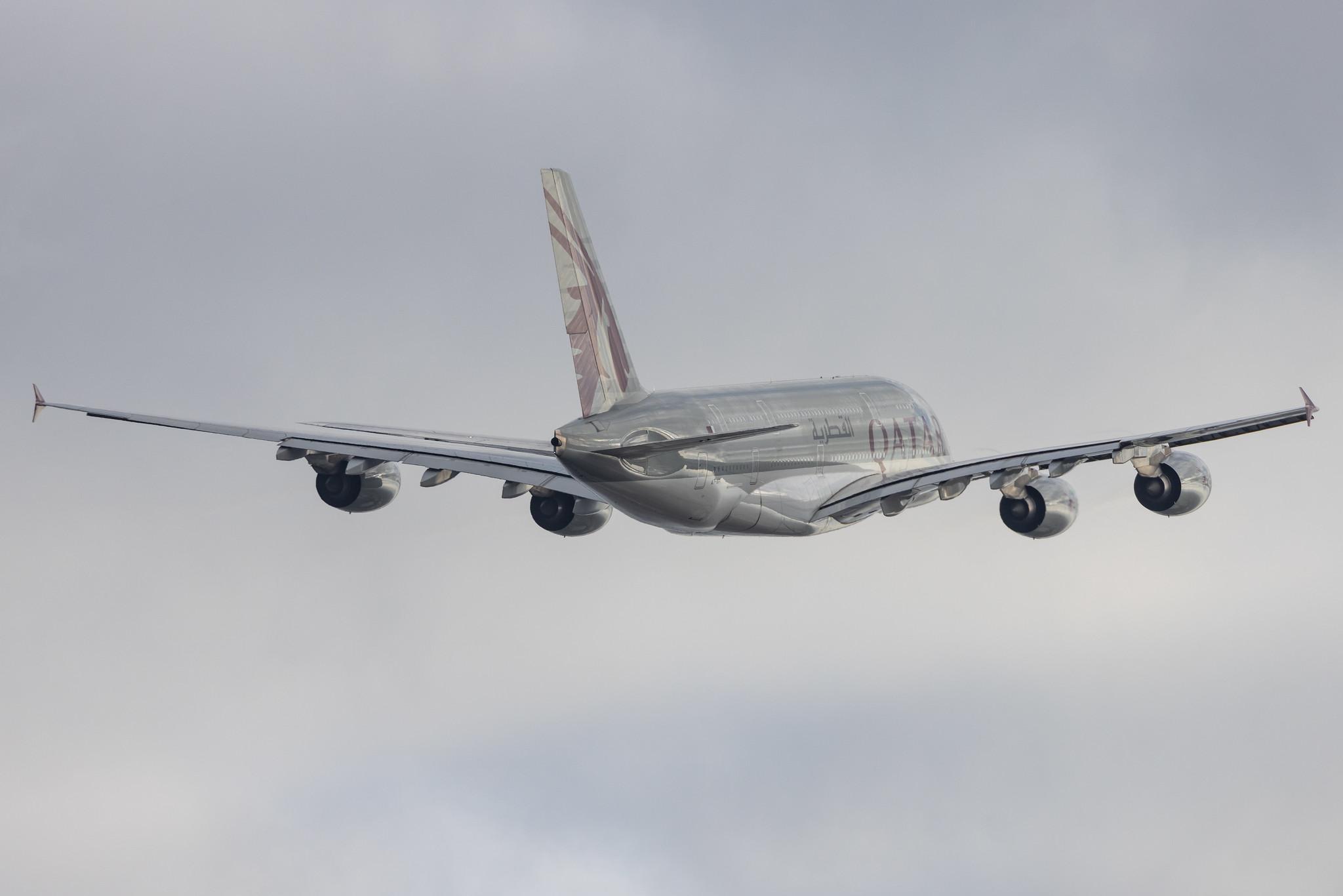 London Heathrow: Qatar Airways (QR / QTR) |  Airbus A380-861 A388 | A7-API | MSN 235