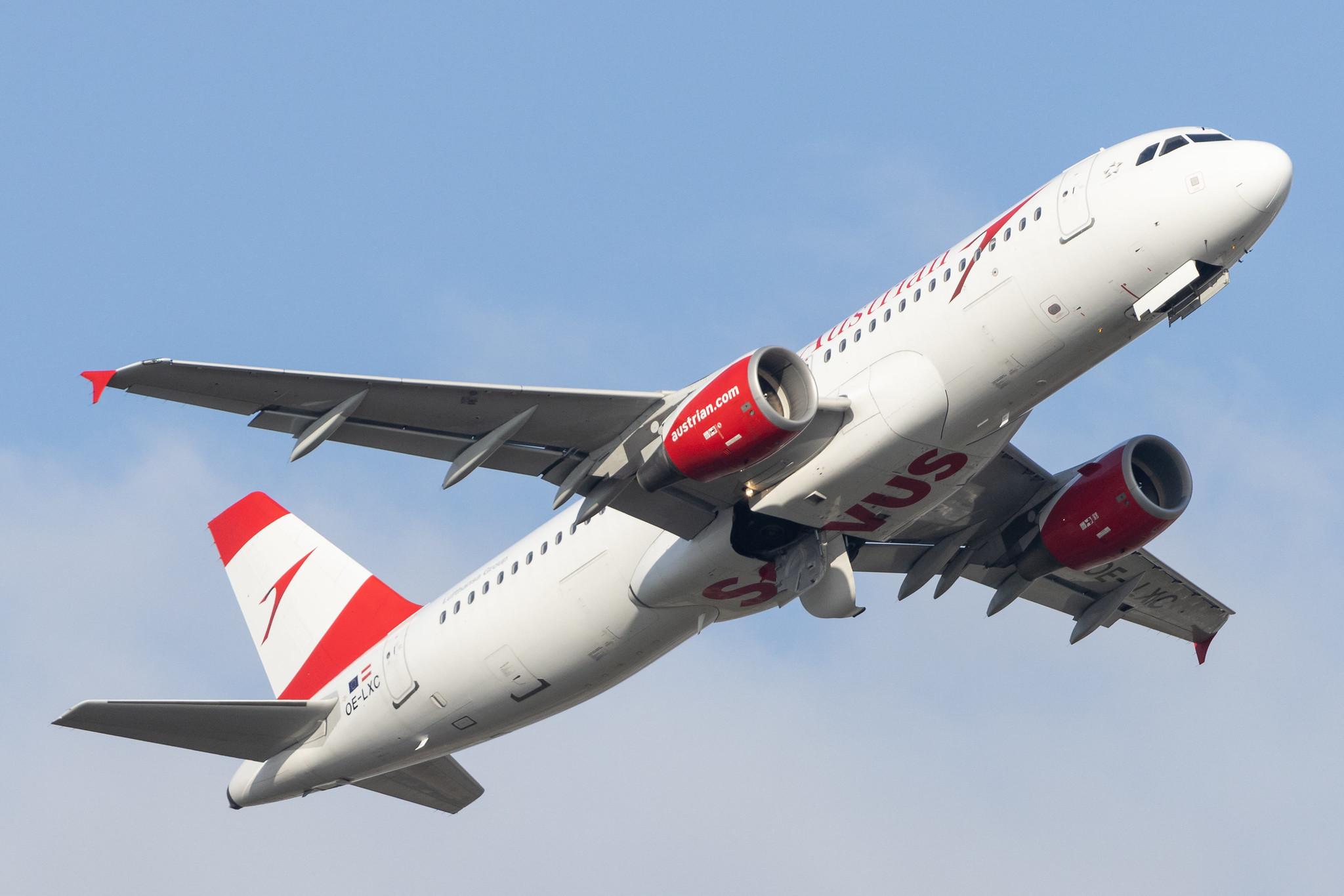 London Heathrow: Austrian Airlines (OS / AUA) |  Airbus A320-216 A320 | OE-LXC | MSN 3502