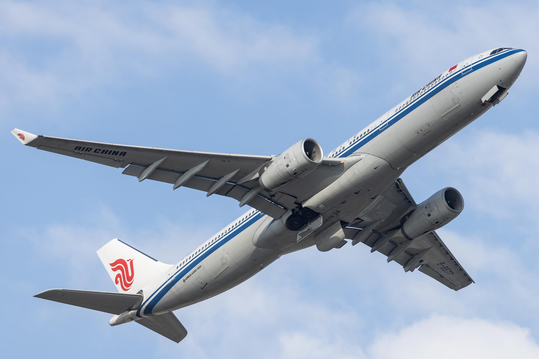 London Heathrow: Air China (CA / CCA) |  Airbus A330-343 A333 | B-8577 | MSN 1752