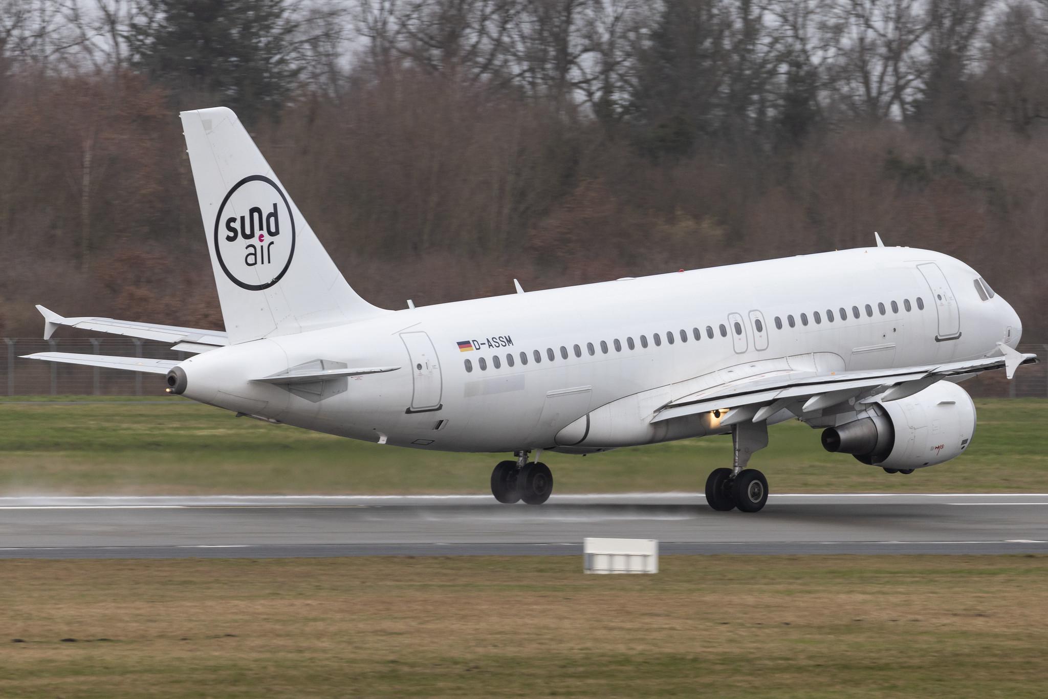 Hamburg Airport: Sundair (SR / SDR) |  Airbus A319-112 A319 | D-ASSM | MSN 04691