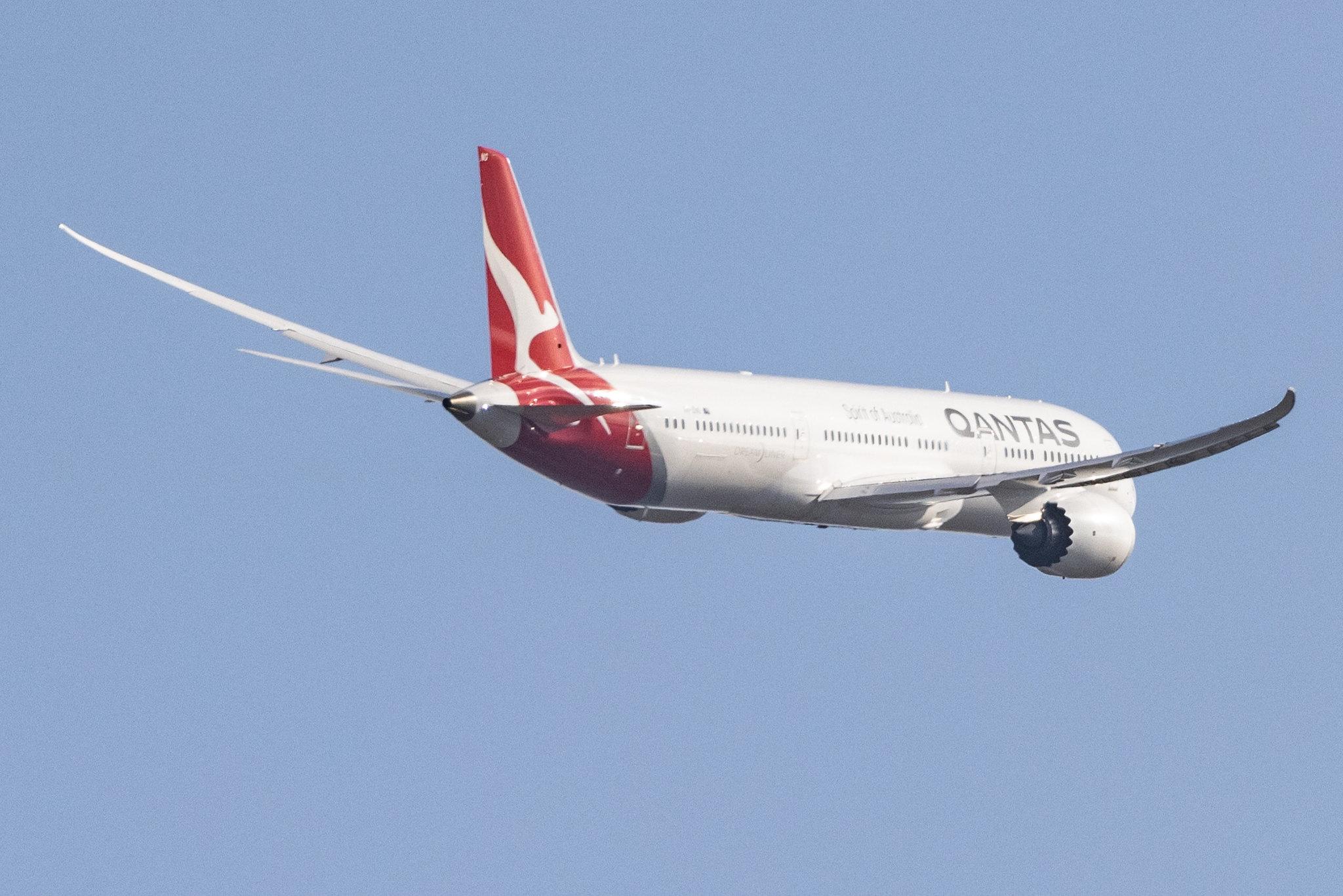London Heathrow: Qantas (QF / QFA) |  Boeing 787-9 Dreamliner B789 | VH-ZNG | MSN 36240