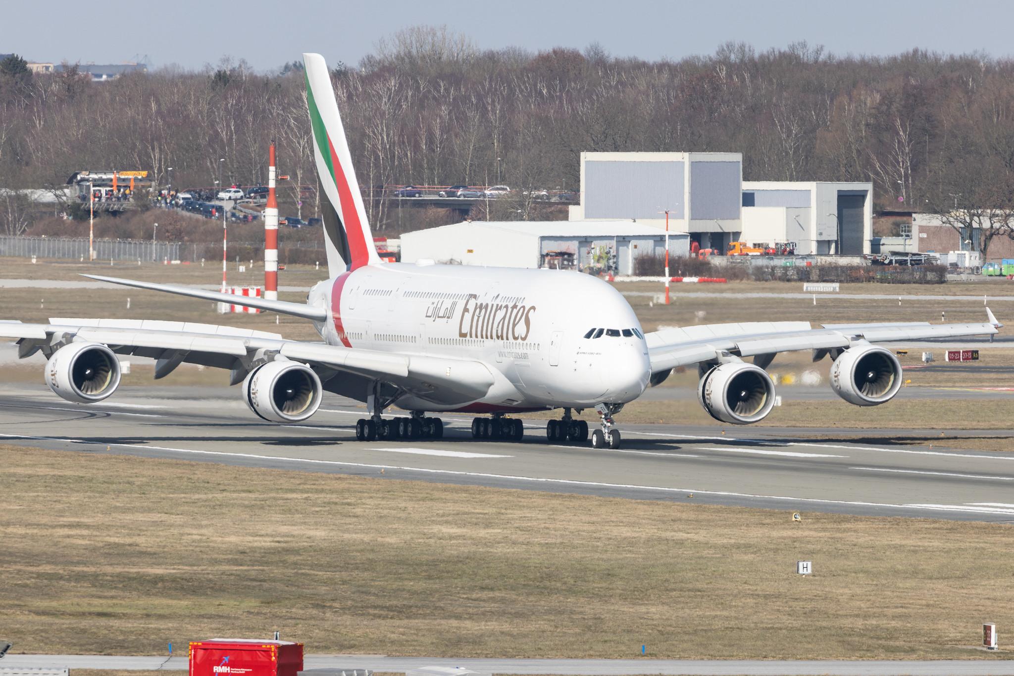 Hamburg Airport: Emirates (EK / UAE) |  Airbus A380-861 A388 | A6-EEV | MSN 150