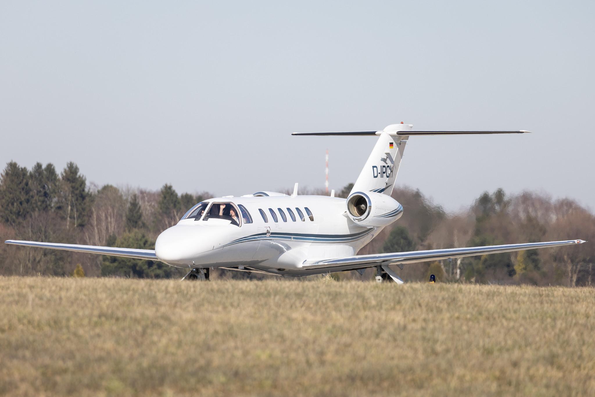 Hamburg Airport: JK JetKontor |  Cessna 525A CitationJet CJ2+ C25A | D-IPCH | MSN 525A-0347