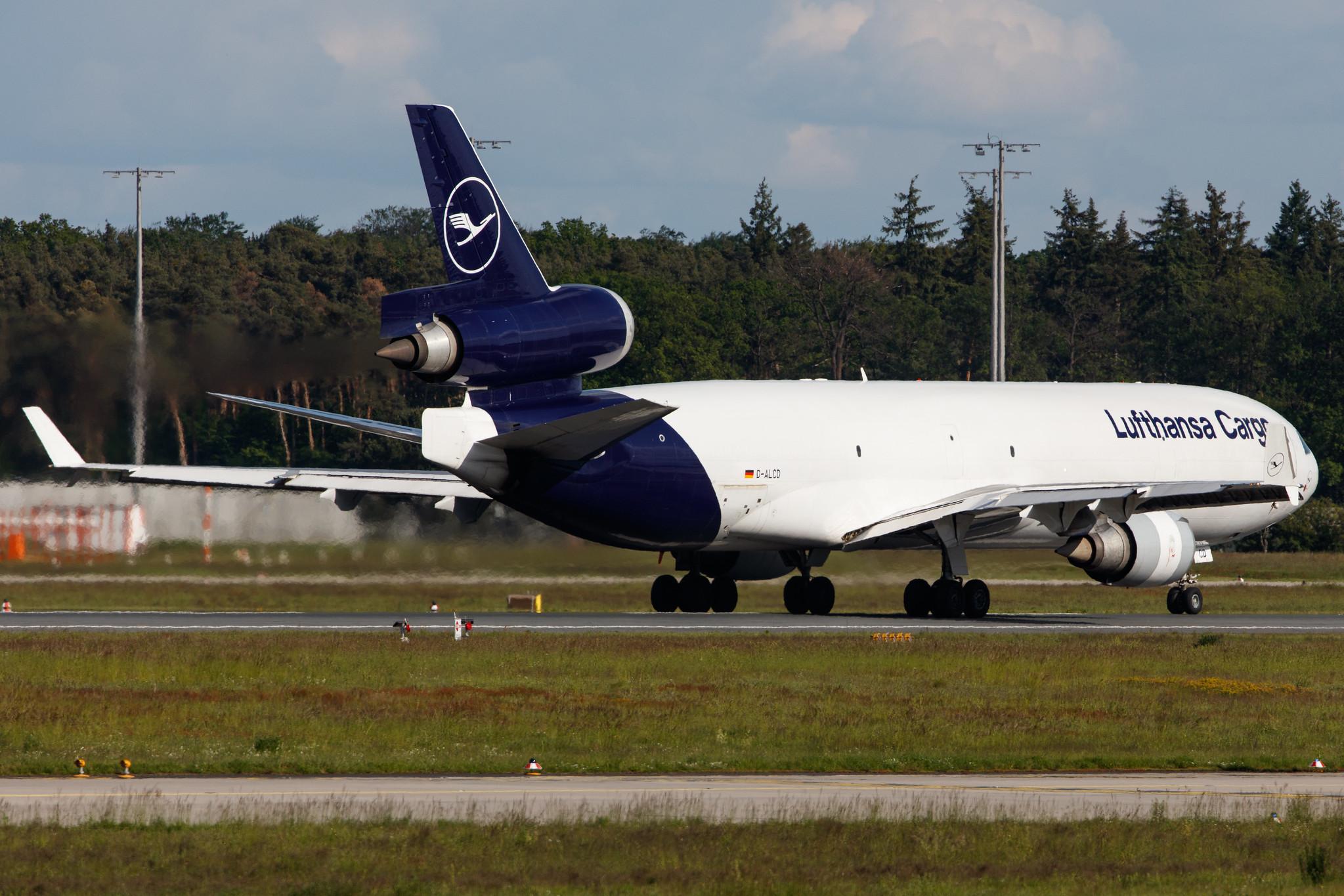Frankfurt Airport: Lufthansa Cargo (/ GEC) |  McDonnell Douglas MD-11F MD11 | D-ALCD | MSN 48784