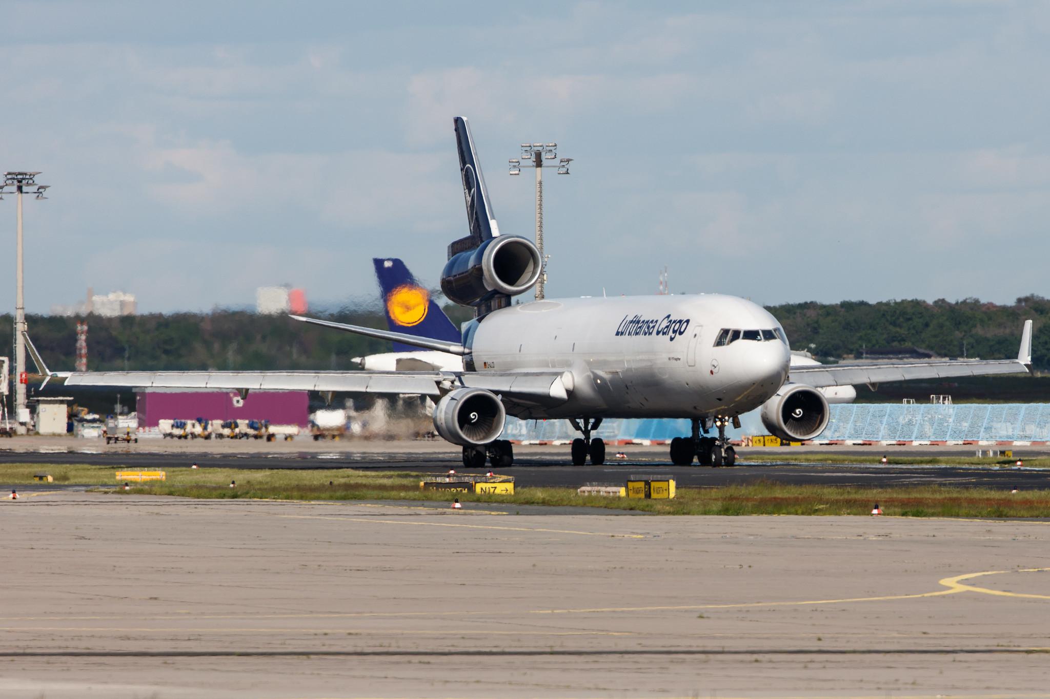 Frankfurt Airport: Lufthansa Cargo (/ GEC) |  McDonnell Douglas MD-11F MD11 | D-ALCD | MSN 48784