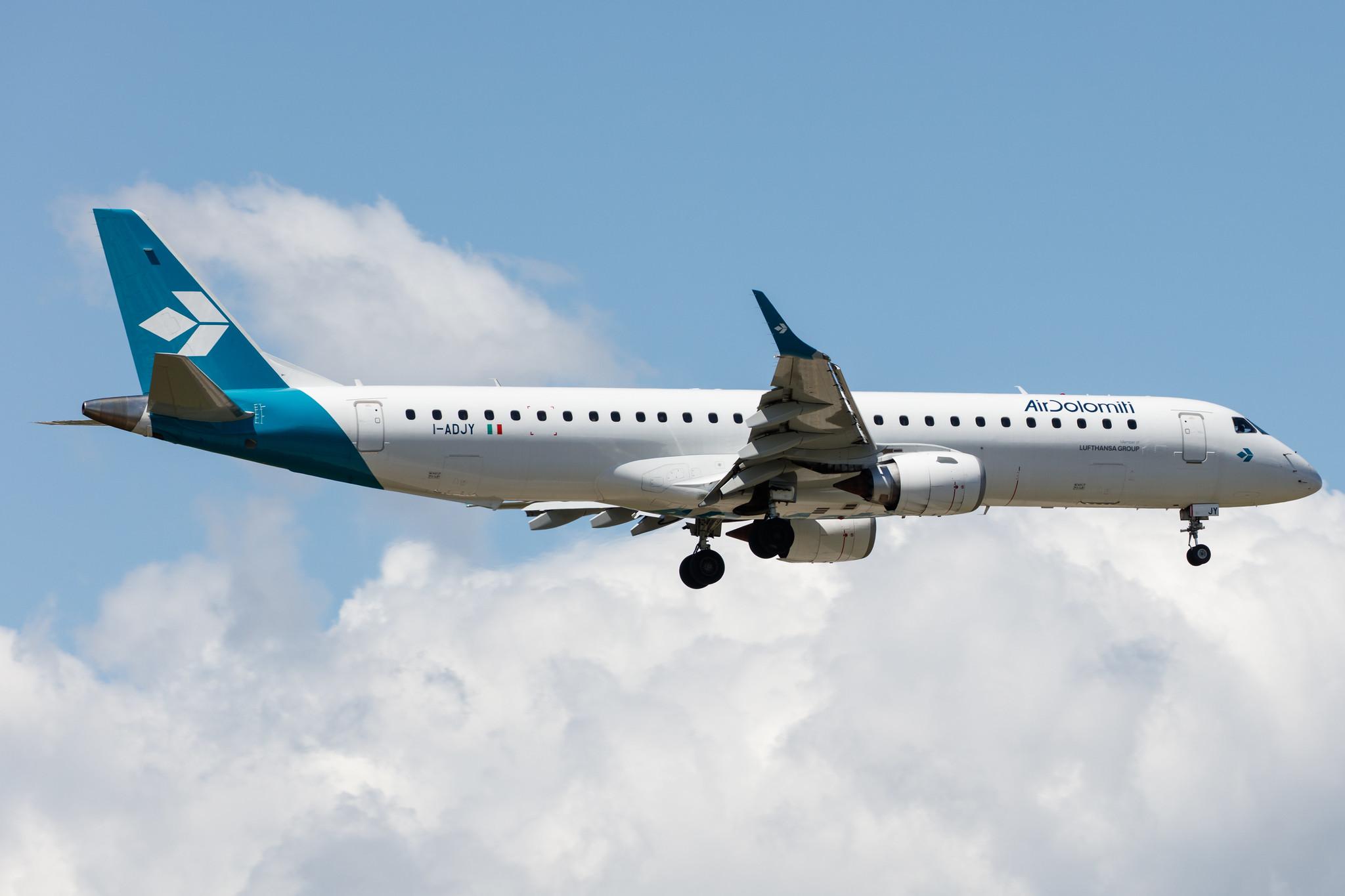 Frankfurt Airport: Air Dolomiti (EN / DLA) |  Embraer E195LR E195 | I-ADJY | MSN 19000300