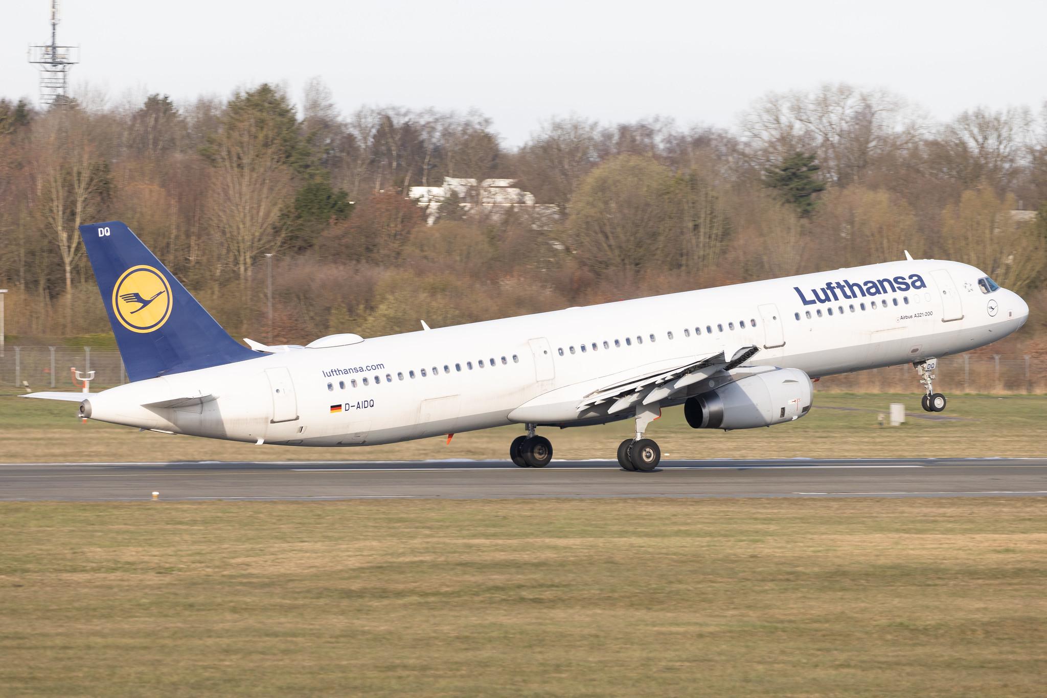 Hamburg Airport: Lufthansa (LH / DLH) |  Airbus A321-231 A321 | D-AIDQ | MSN 5028