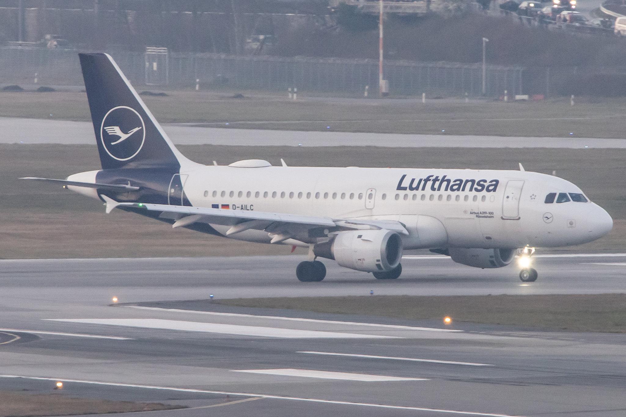 Hamburg Airport: Lufthansa (LH / DLH) |  Airbus A319-114 A319 | D-AILC | MSN 0616