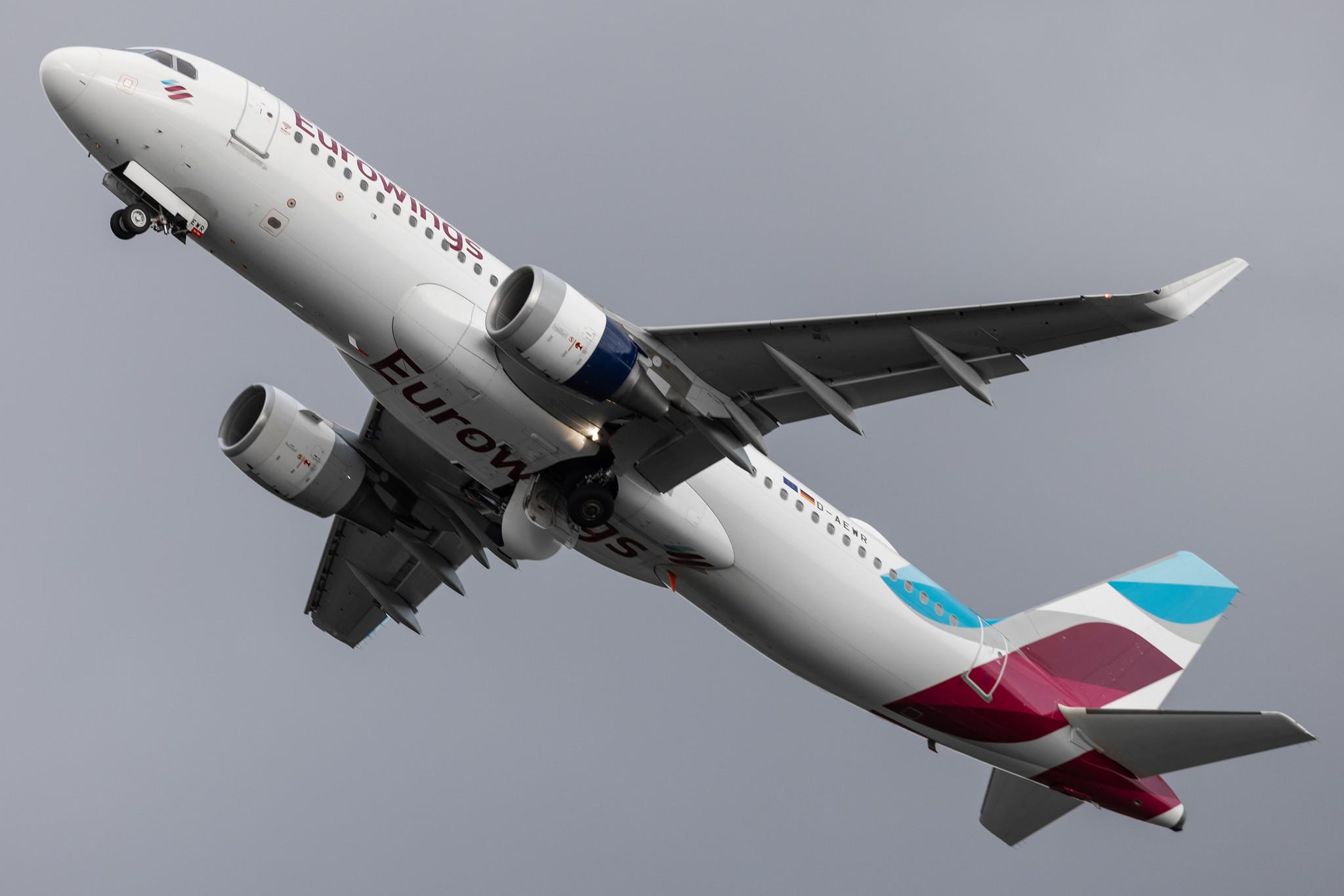 Hamburg Airport: Eurowings (EW / EWG) |  Airbus A320-214 A320 | D-AEWR | MSN 7412