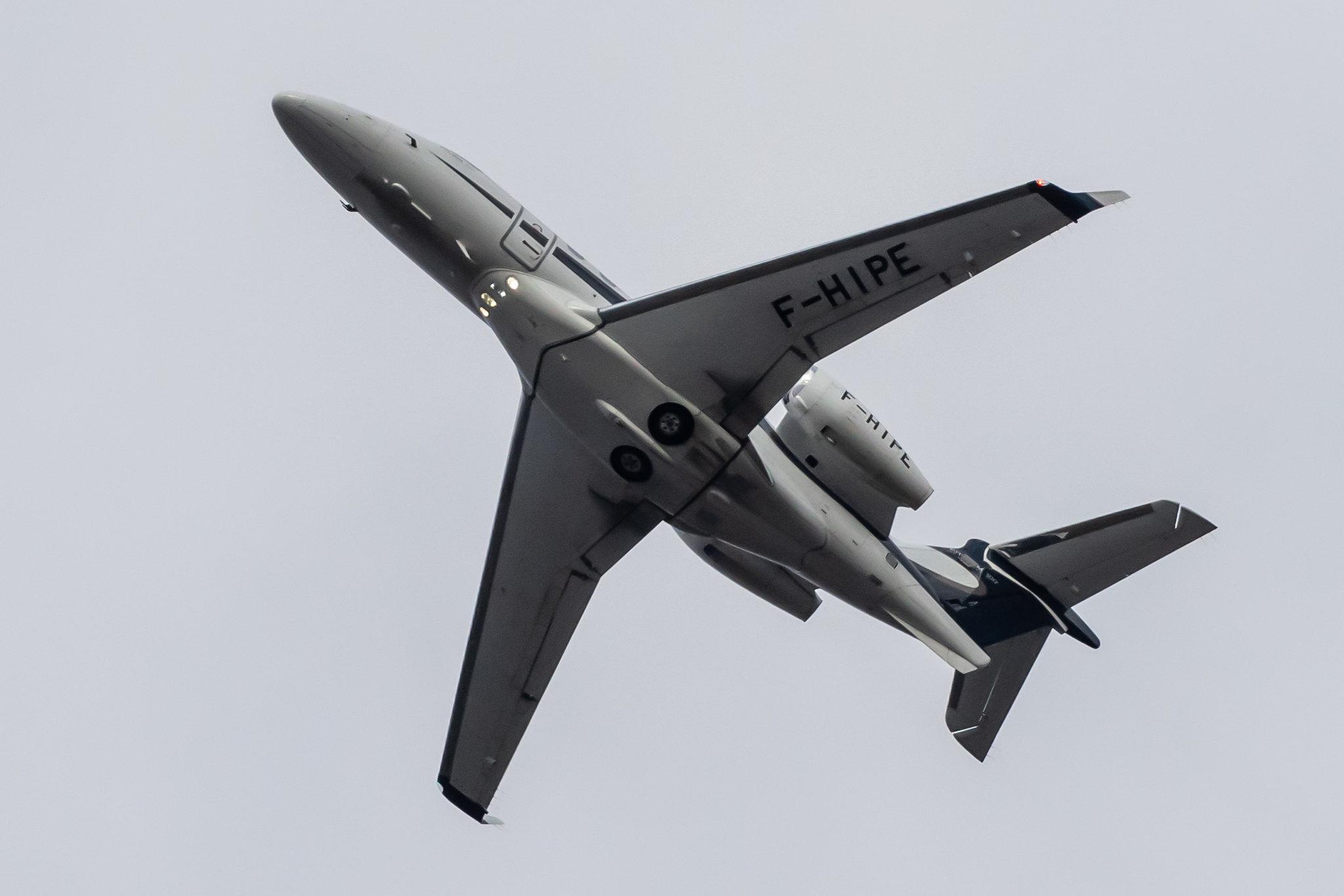 Köln Bonn Airport: Pan Europeenne Air Service (/ PEA) |  Embraer Phenom 300 E55P | F-HIPE | MSN 50500016