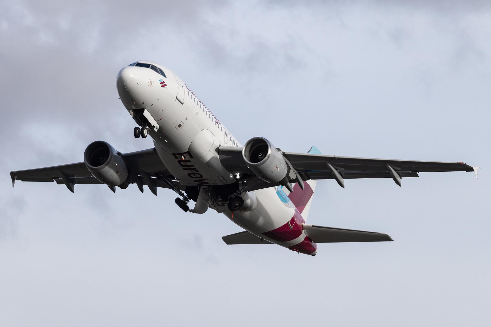 Hamburg Airport: Eurowings (EW / EWG) |  Airbus A319-112 A319 | D-ABGN | MSN 3661