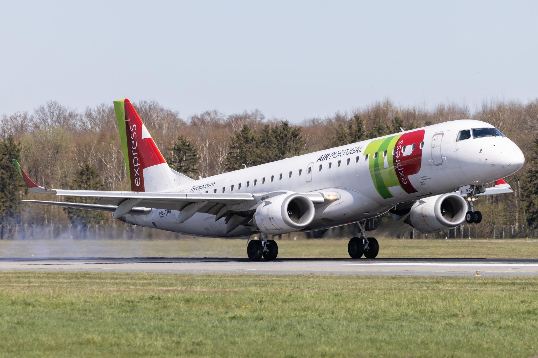 Hamburg Airport: TAP Express (TP / TAP) | Operator: Portugália Airlines |  Embraer E190LR E190 | CS-TPR | MSN 19000460