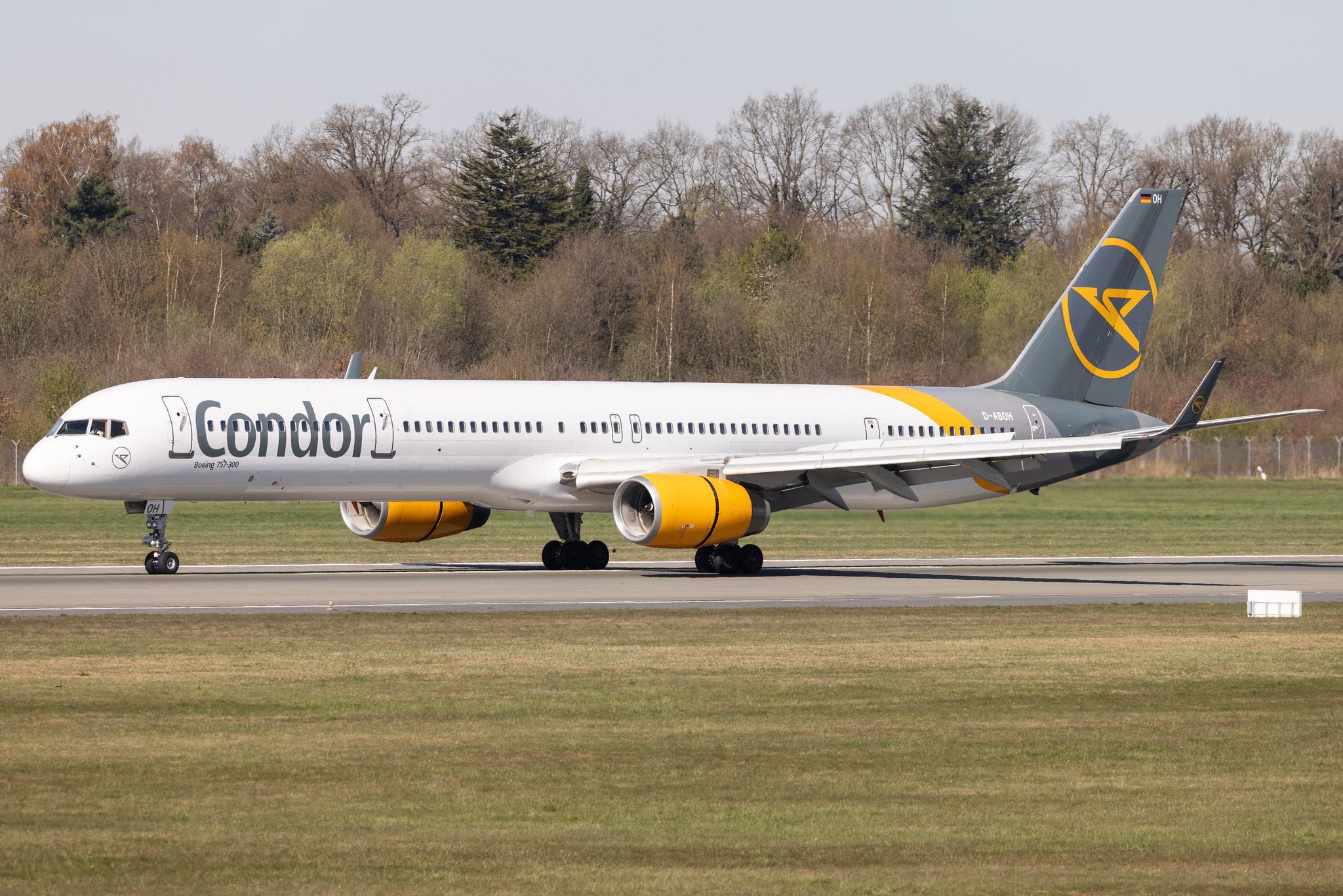 Hamburg Airport: Condor (DE / CFG) |  Boeing 757-330 B753 | D-ABOH | MSN 30030