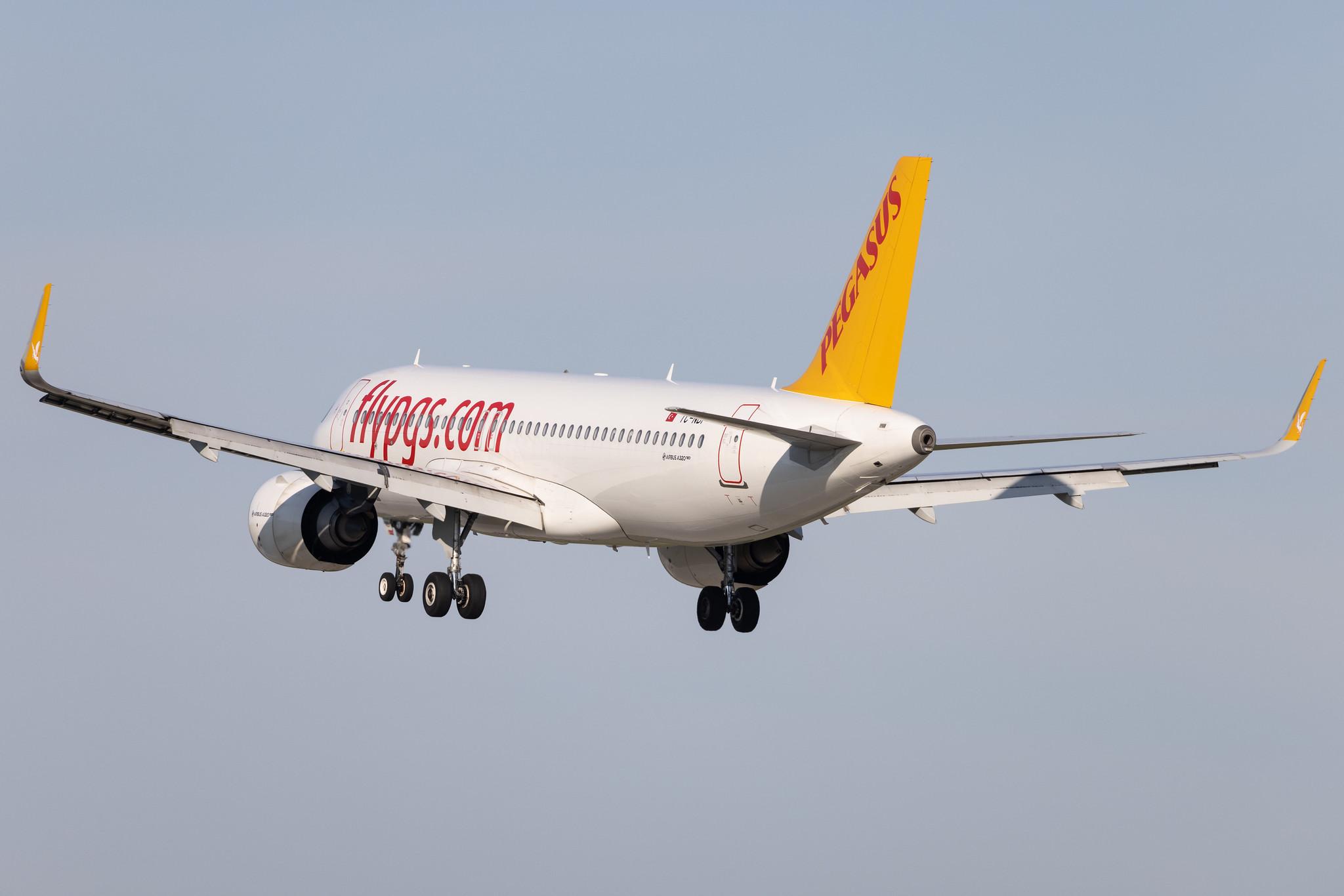 Hamburg Airport: Pegasus (PC / PGT) | Operator: Pegasus Airlines |  Airbus A320-251N A20N | TC-NBI | MSN 7429