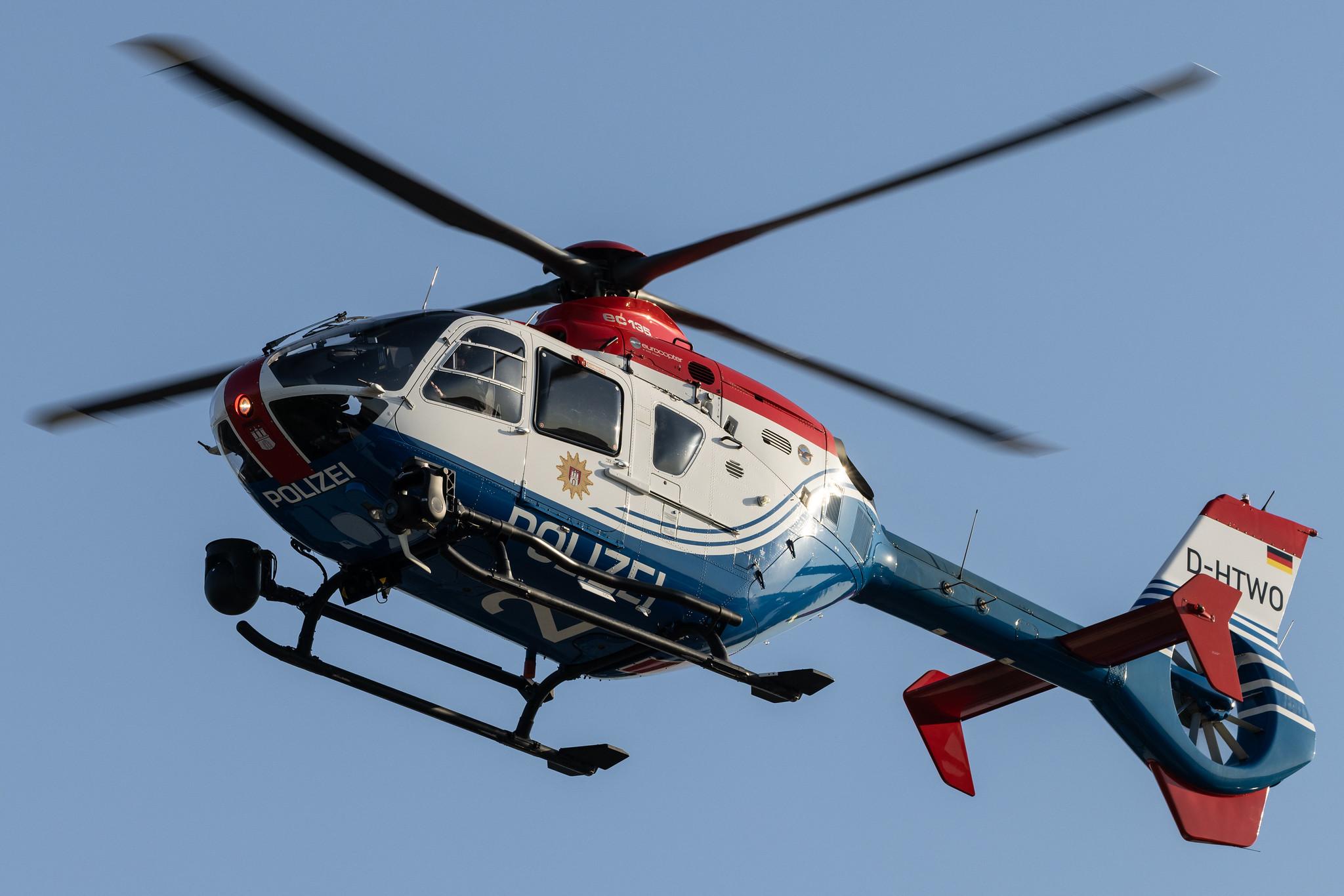 Hamburg Airport: Polizei Hamburg |  Airbus Helicopters H135 EC35 | D-HTWO | MSN 0343