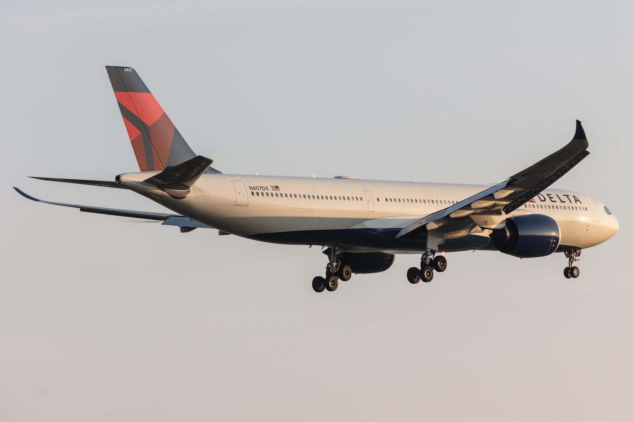 Amsterdam Schiphol: Delta Air Lines (DL / DAL) |  Airbus A330-941 A339 | N407DX | MSN 1957