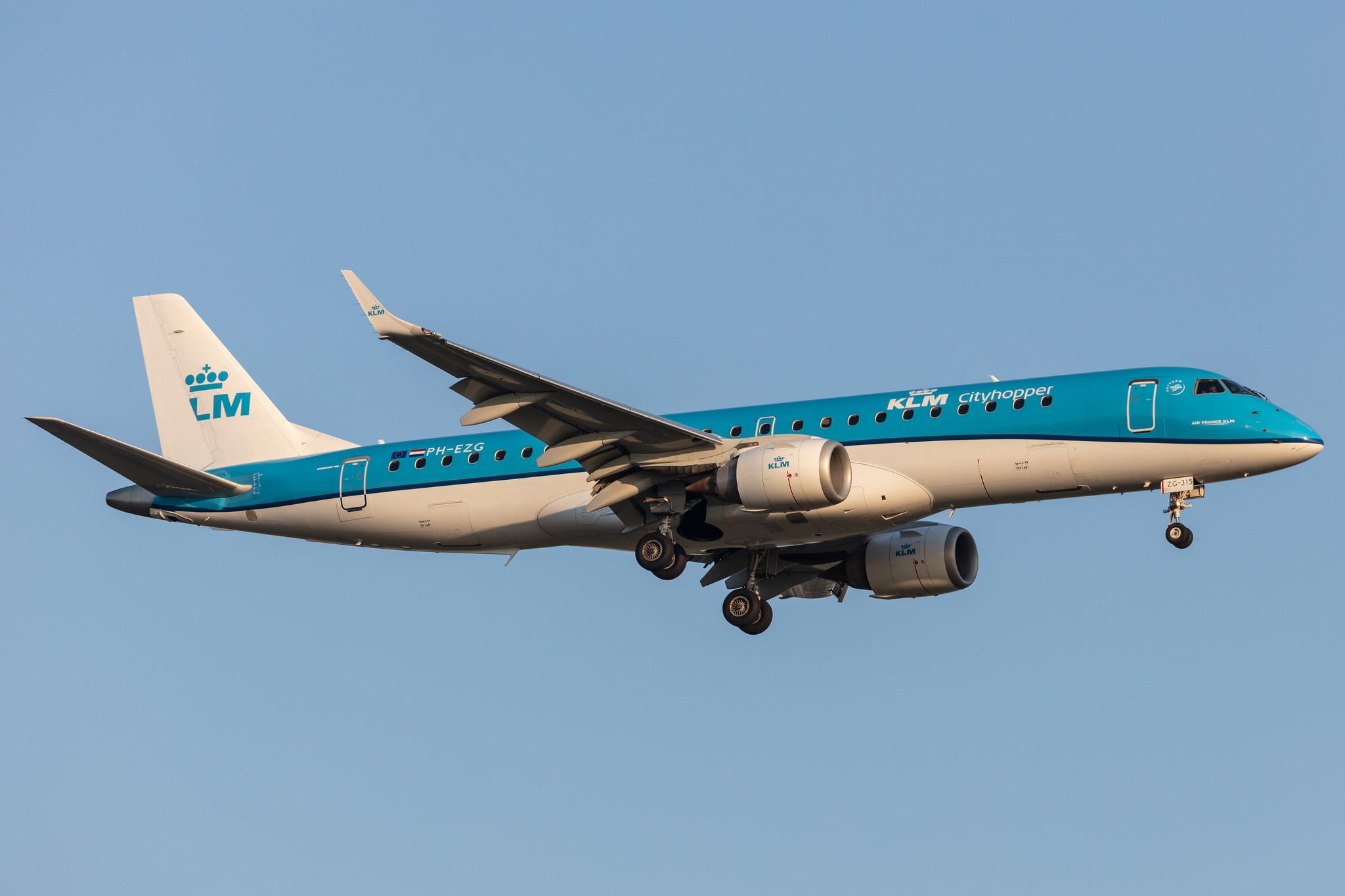 Amsterdam Schiphol: KLM (KL / KLM) | Operator: KLM Cityhopper |  Embraer E190STD E190 | PH-EZG | MSN 19000315