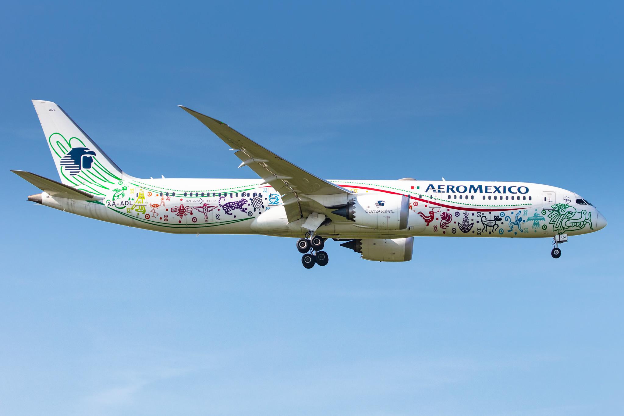 Amsterdam Schiphol: Aeromexico (AM / AMX) |  Livery: Quetzalcoatl Livery |  Boeing 787-9 Dreamliner B789 | XA-ADL | MSN 43859