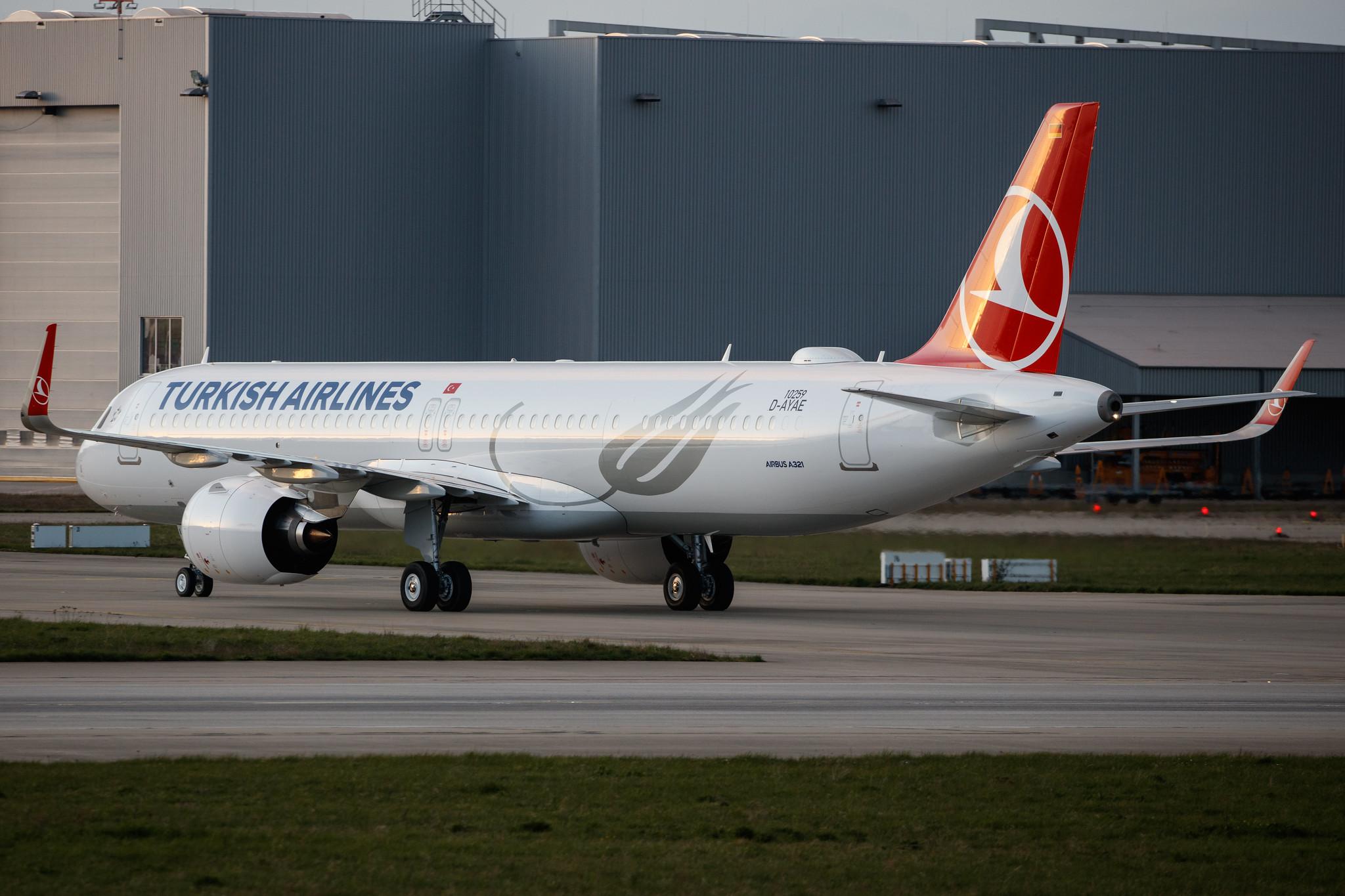 Hamburg Finkenwerder: Turkish Airlines (TK / THY) |  Airbus A321-271NX A21N | D-AYAE (TC-LTE) | MSN 10259