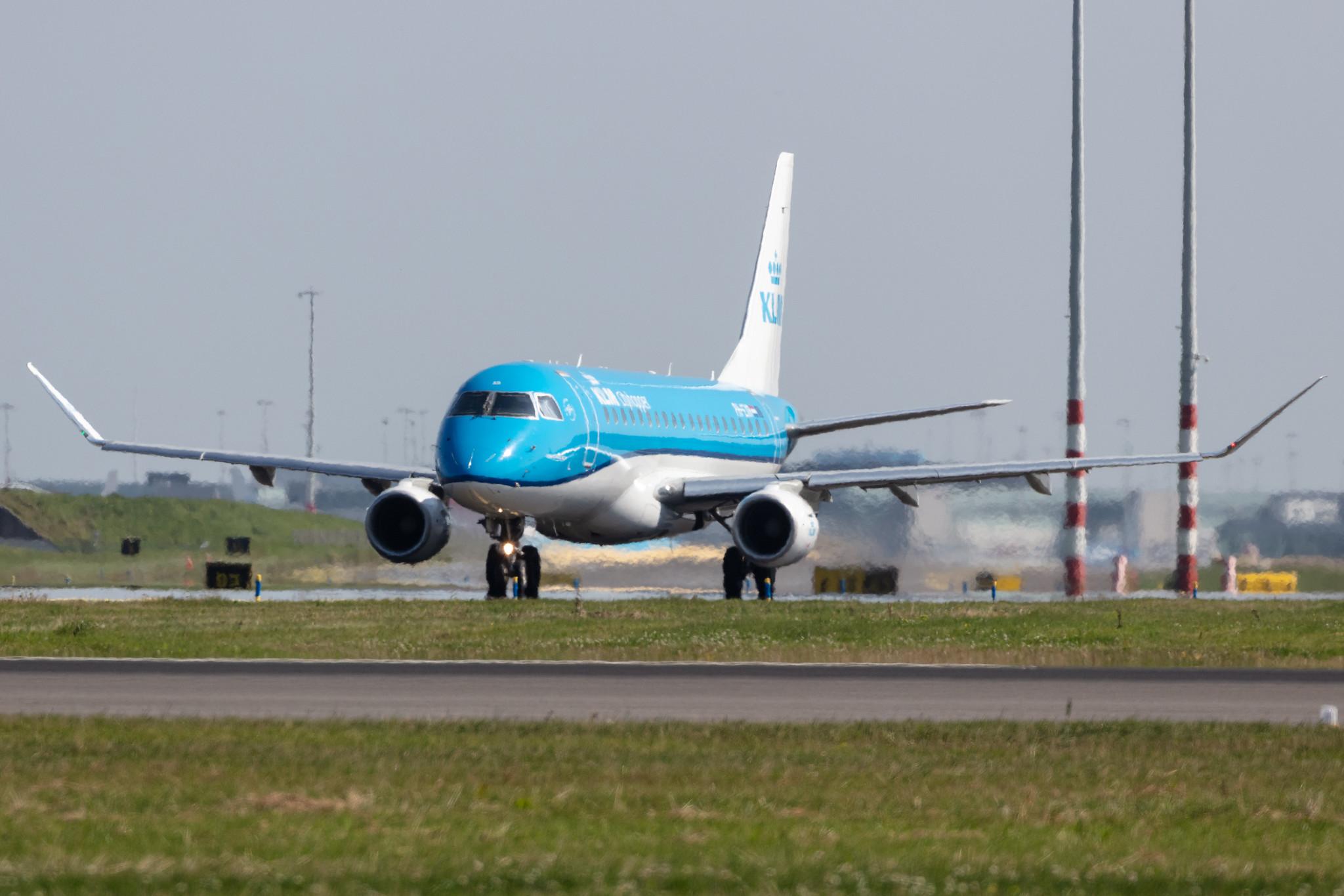 Amsterdam Schiphol: KLM (KL / KLM) | Operator: KLM Cityhopper |  Embraer E175STD E75L | PH-EXR | MSN 17000697
